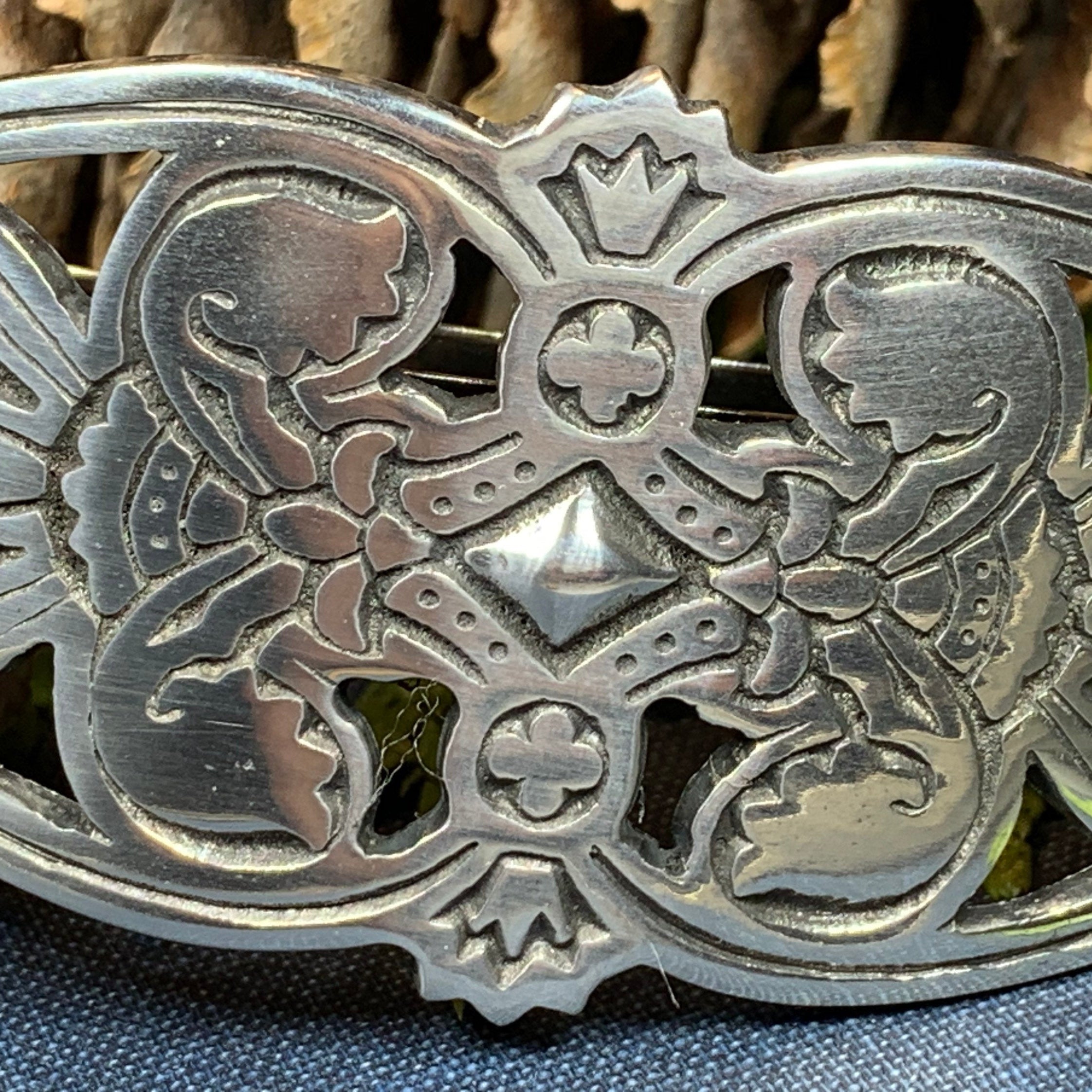 Aneira Celtic Knot Hair Clip