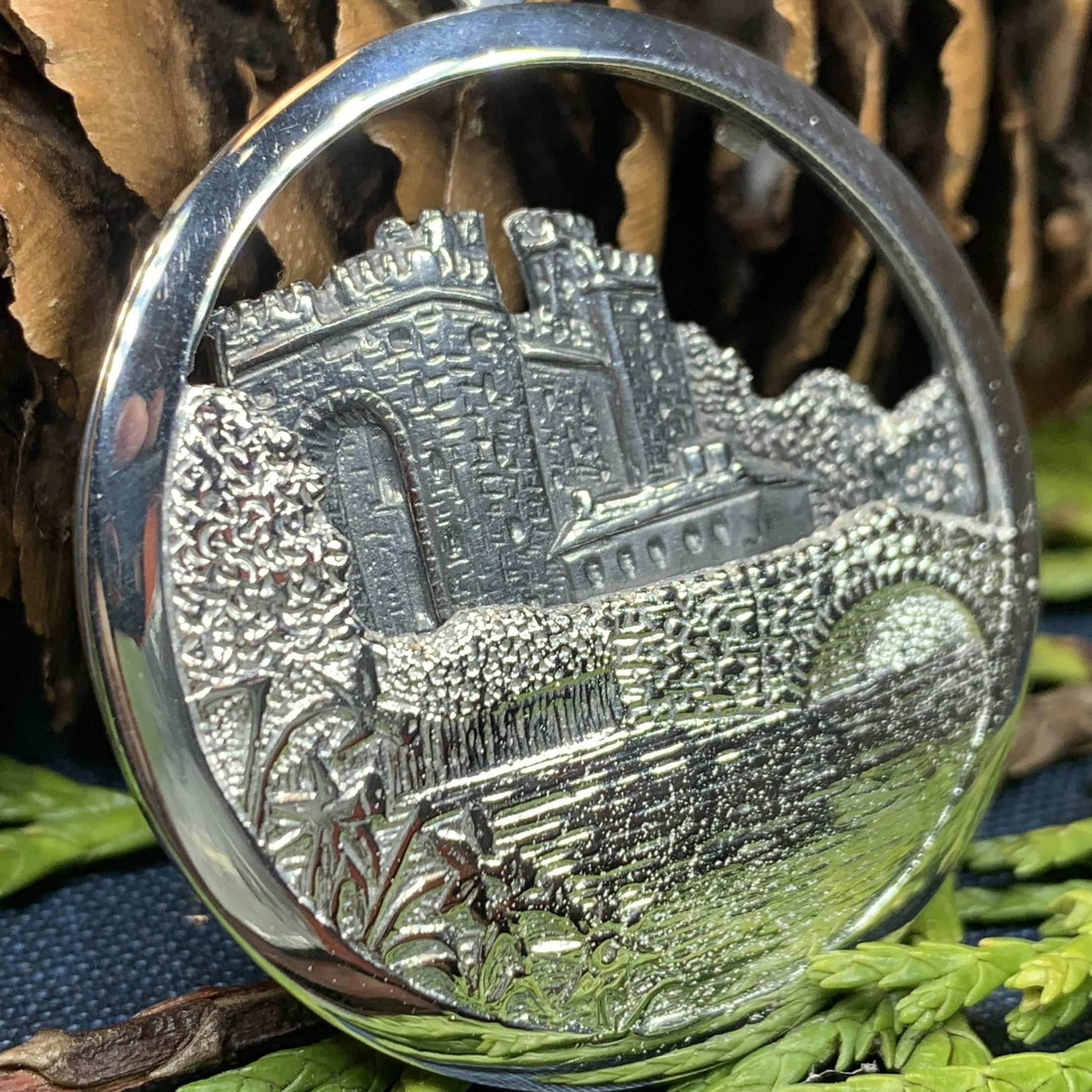 Celtic Bunratty Castle Necklace