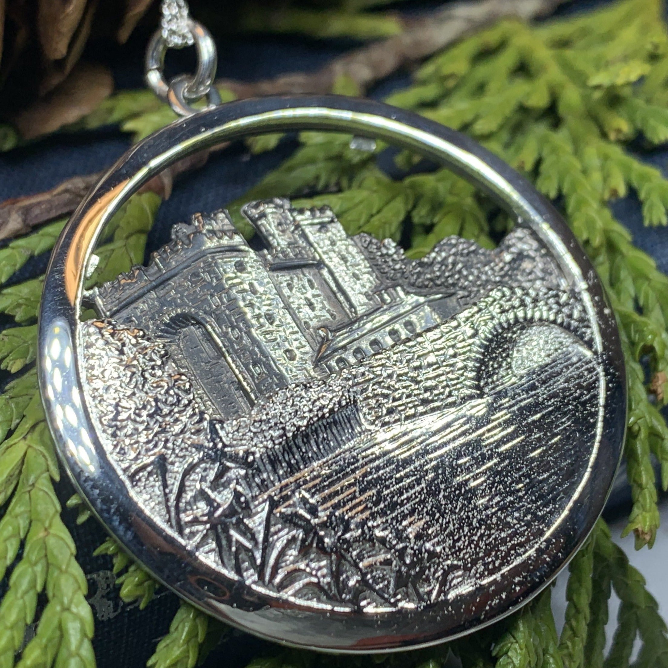 Celtic Bunratty Castle Necklace