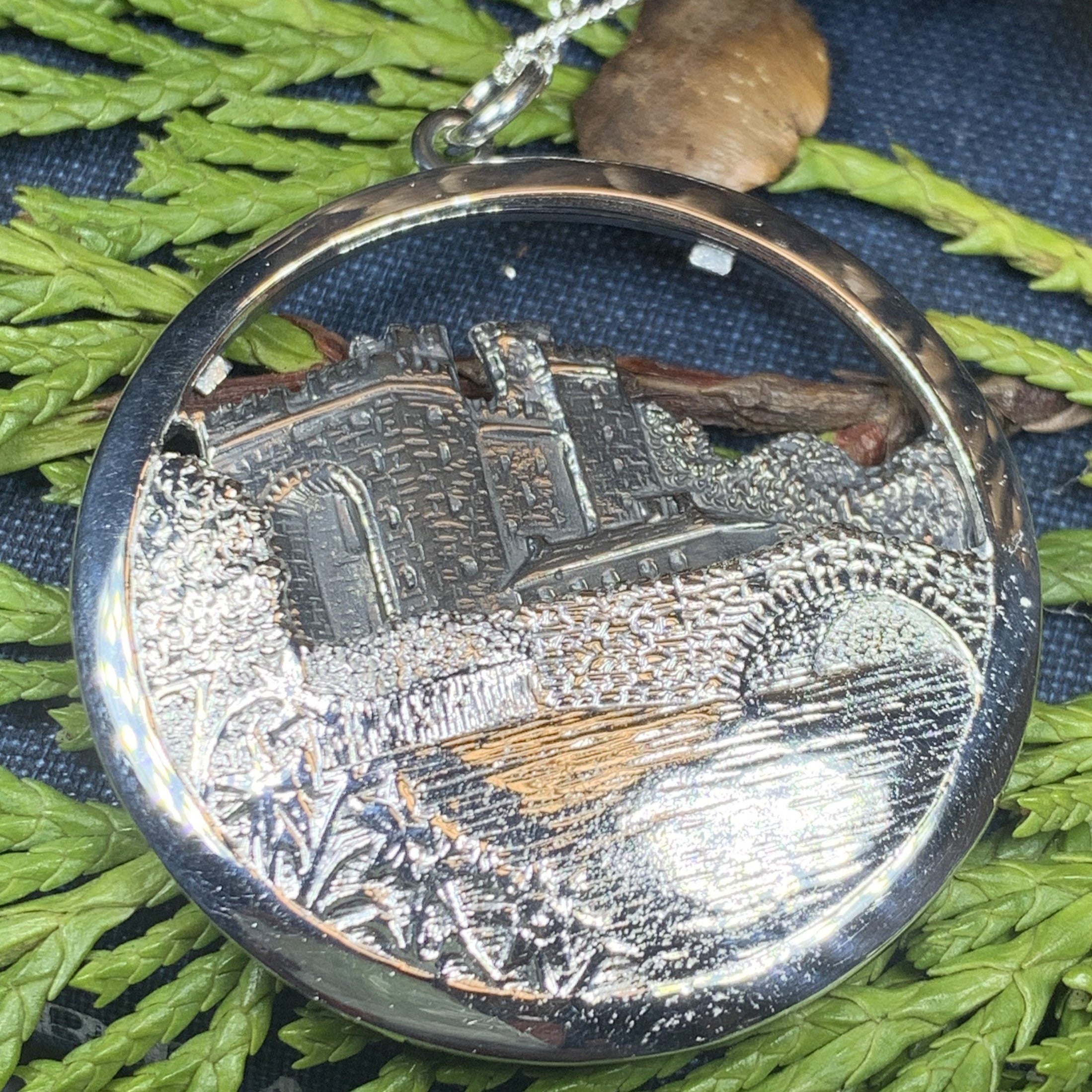 Celtic Bunratty Castle Necklace