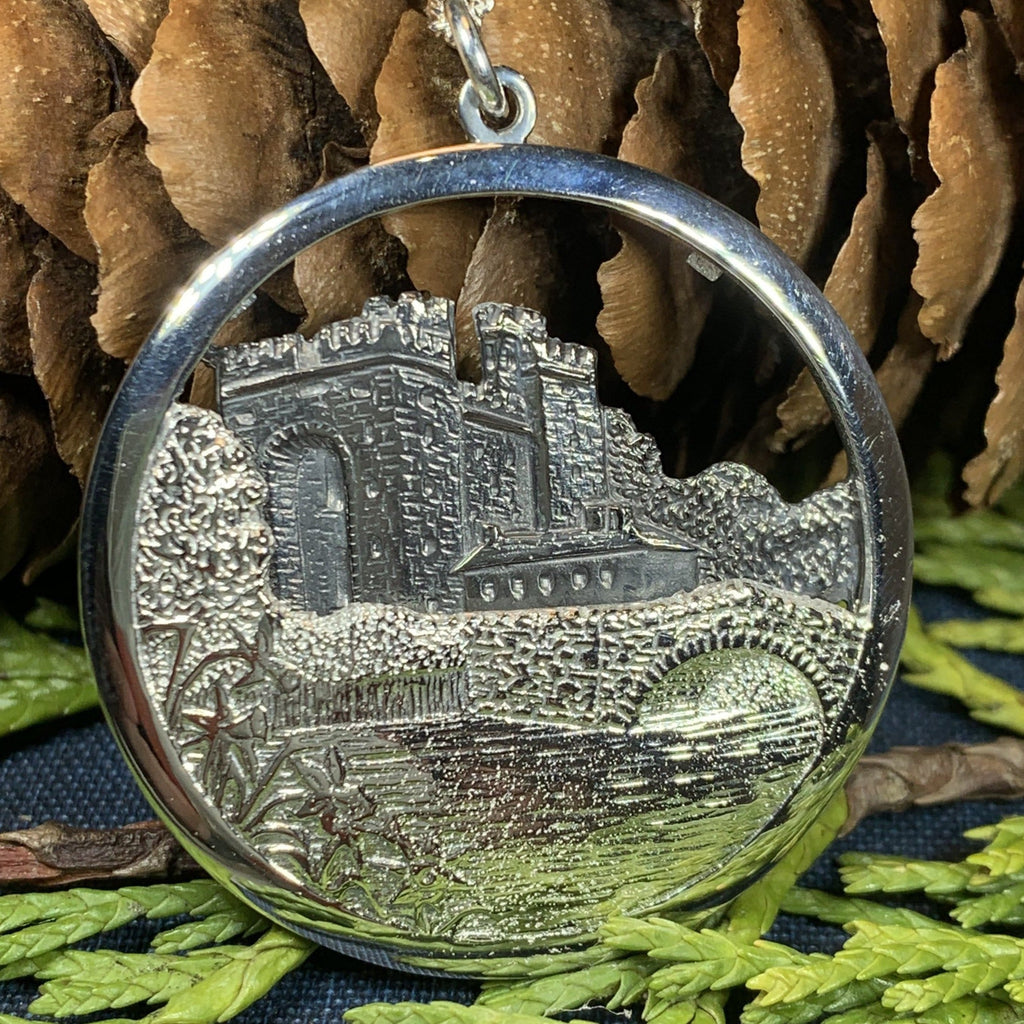 Celtic Bunratty Castle Necklace