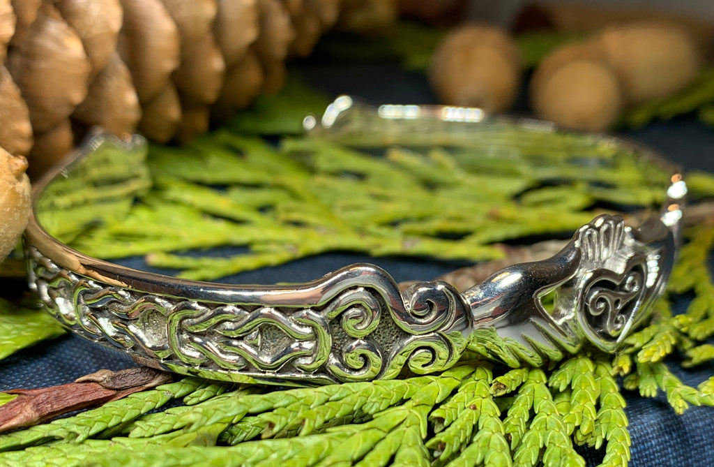 Galway Claddagh Bracelet