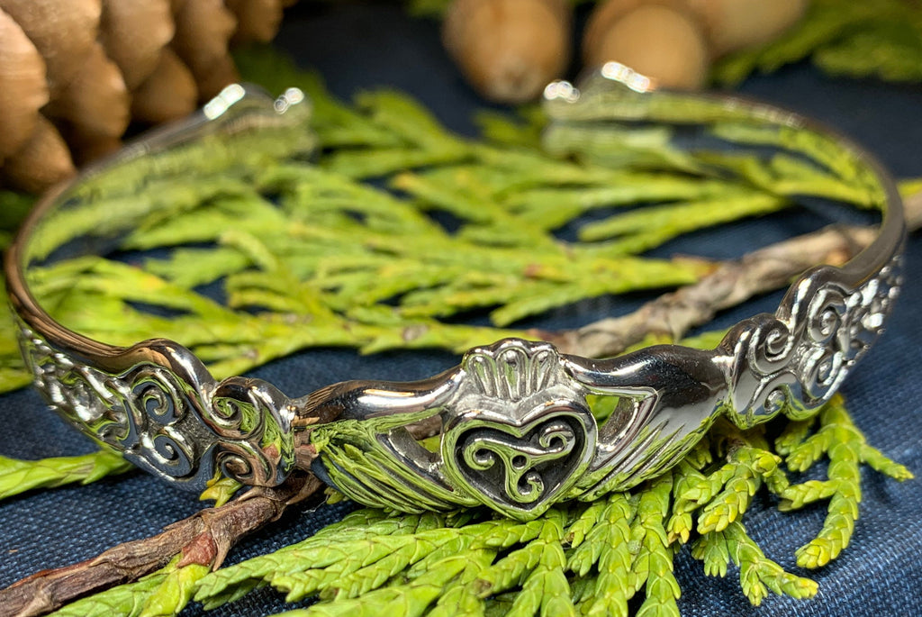 Galway Claddagh Bracelet