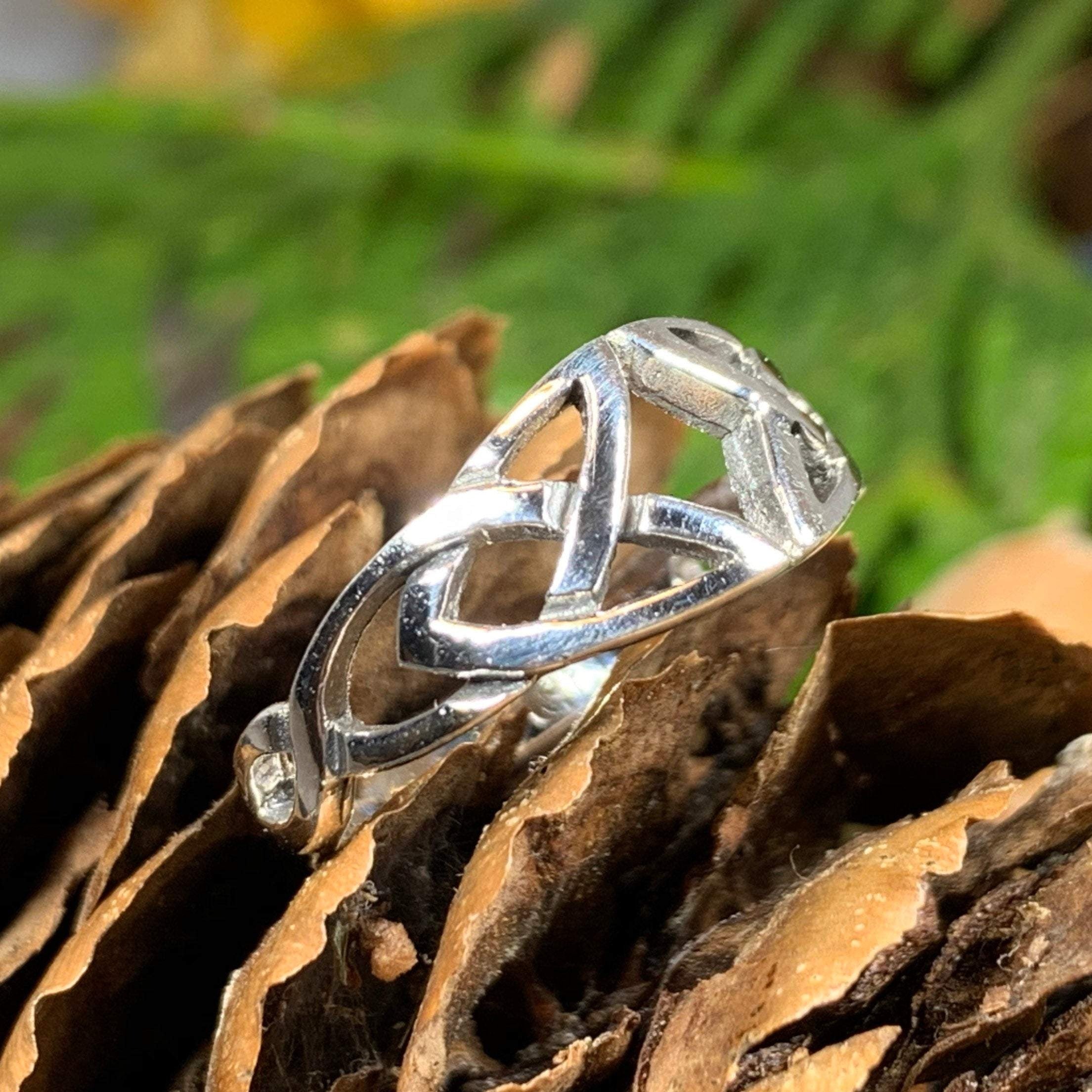 Open Trinity Knot Ring