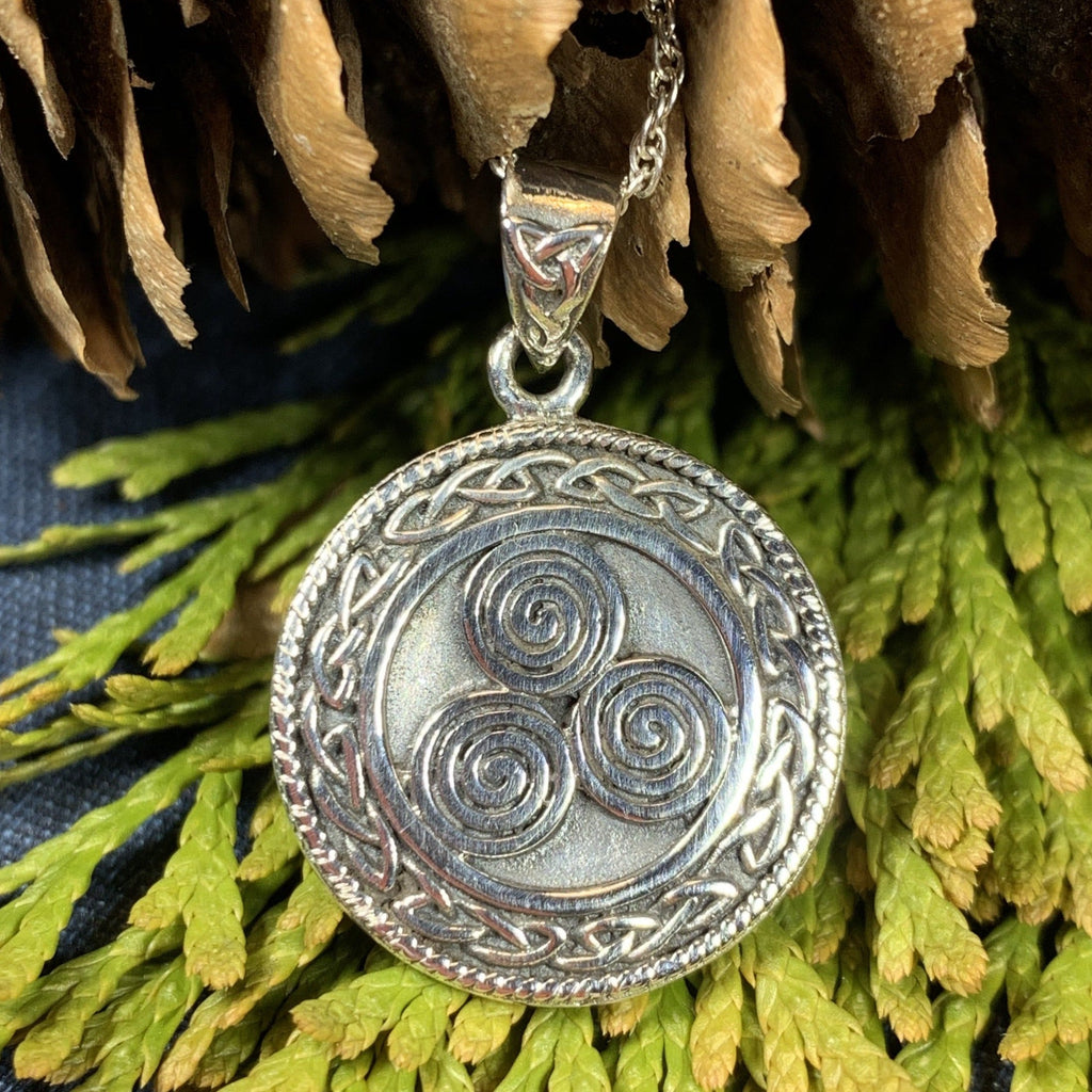 Ancient Echo Celtic Spiral Necklace