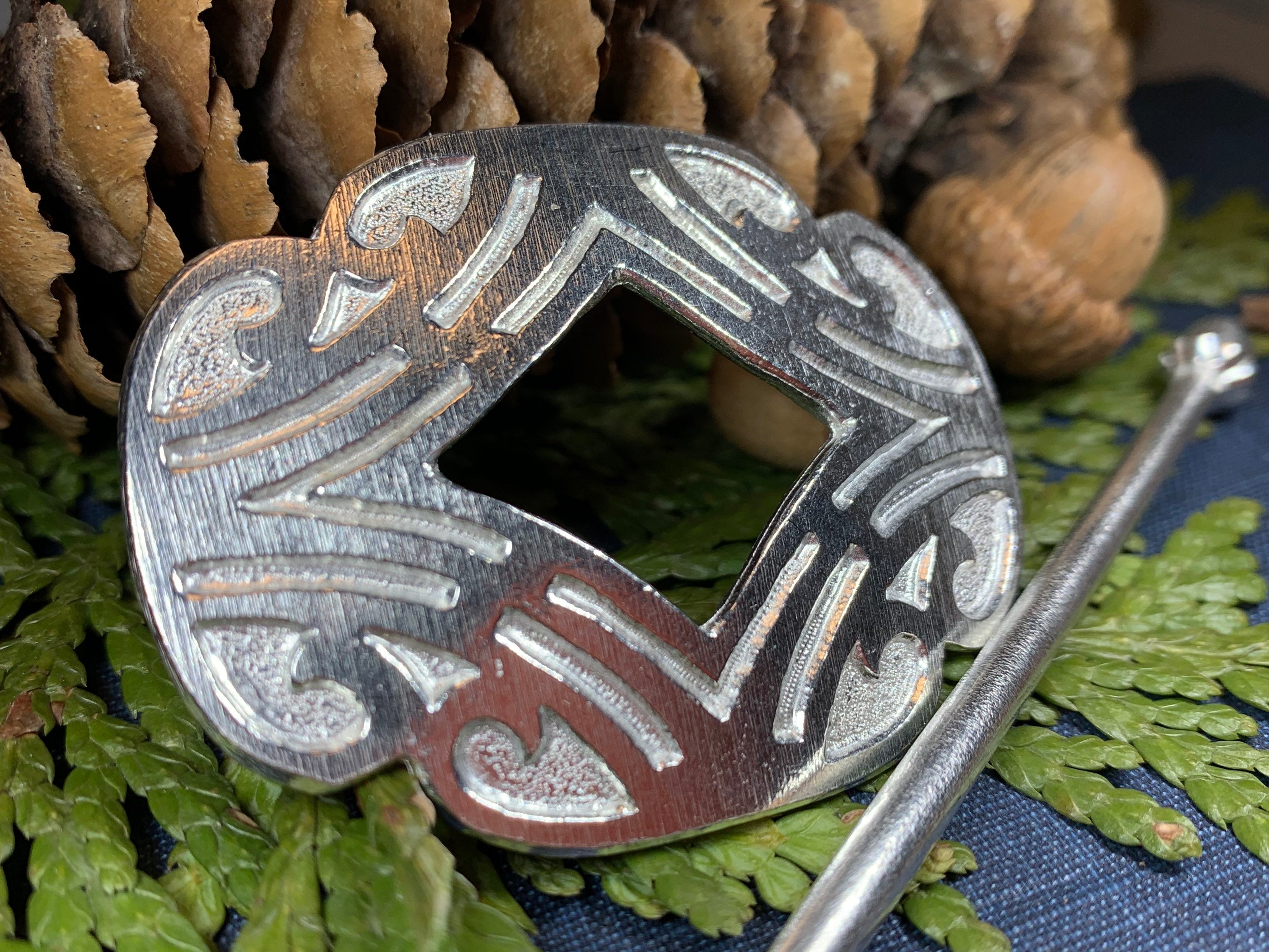 Celtic Scroll Scarf Ring