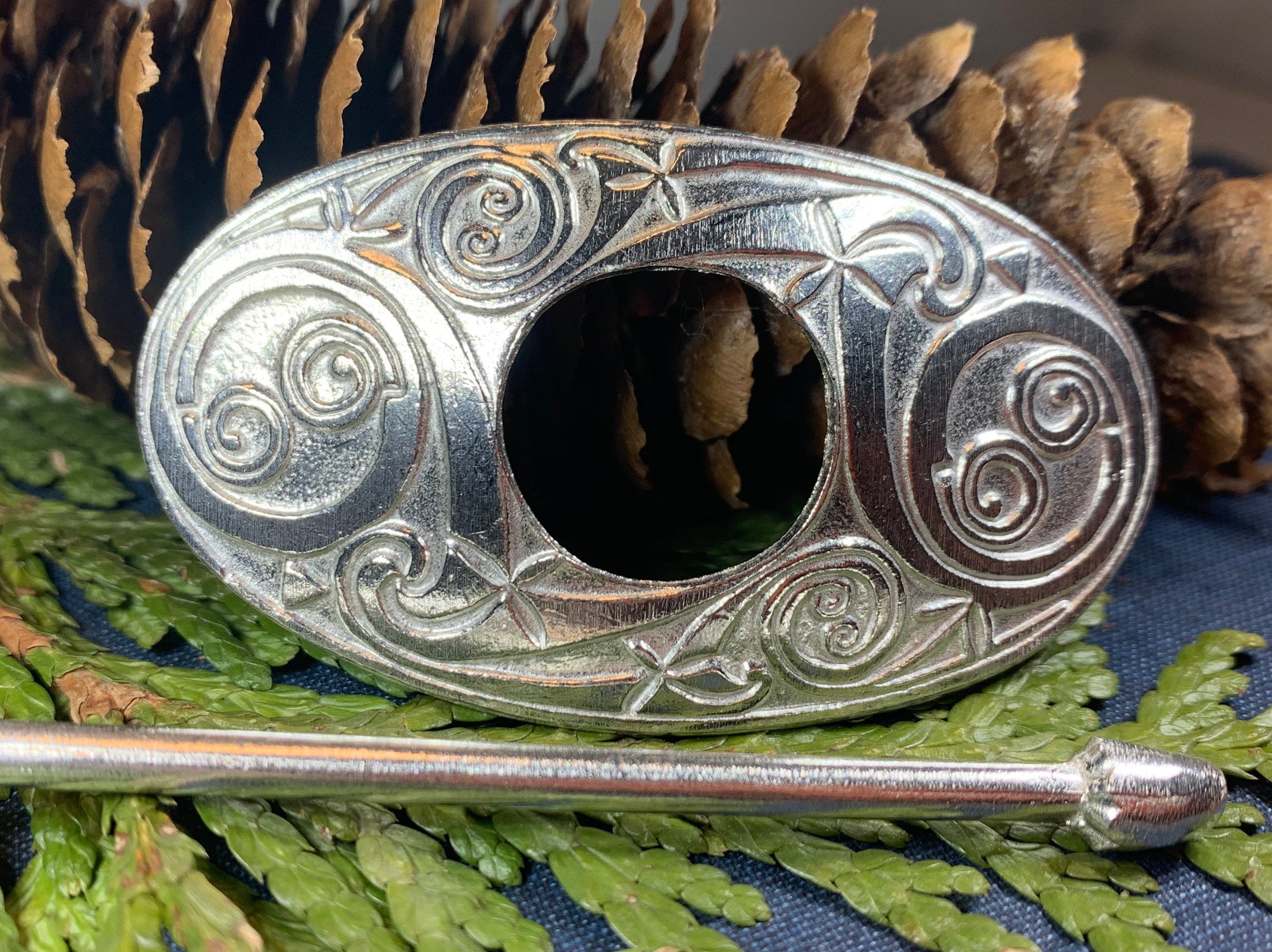 Celtic Oval Scarf Ring