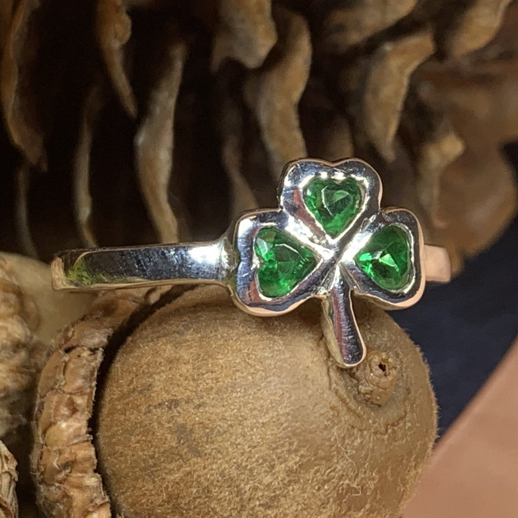 Emerald Isle Shamrock Ring