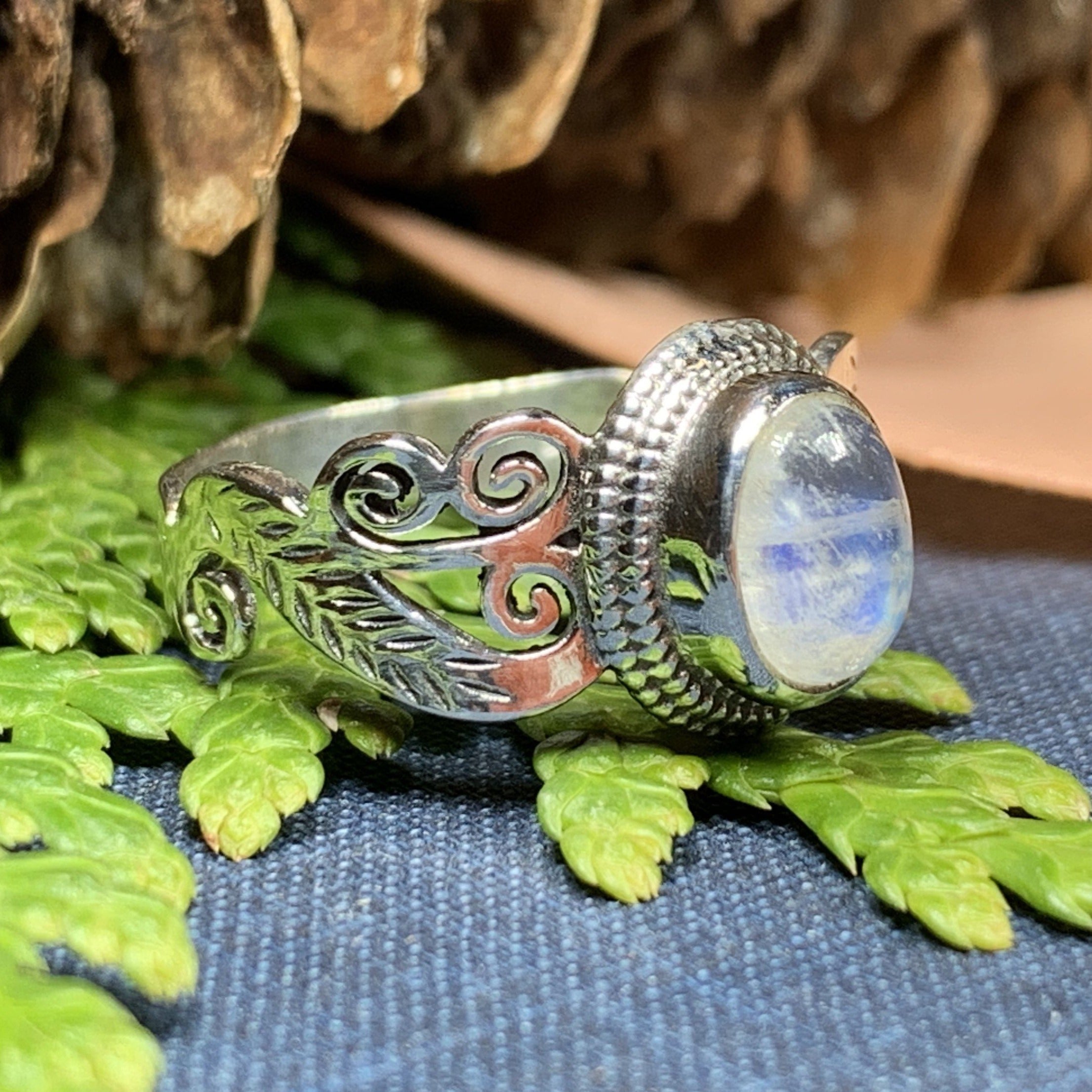 Colleen Celtic Knot Ring