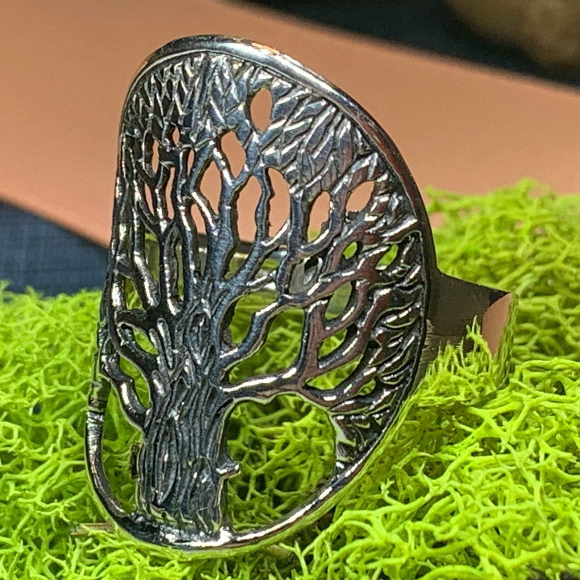 Realistic Tree of Life Ring