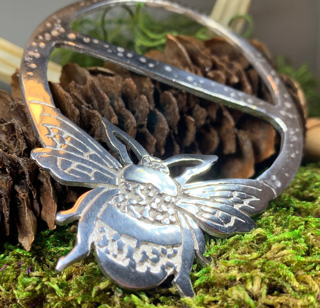 Bonnie Bee Scarf Ring