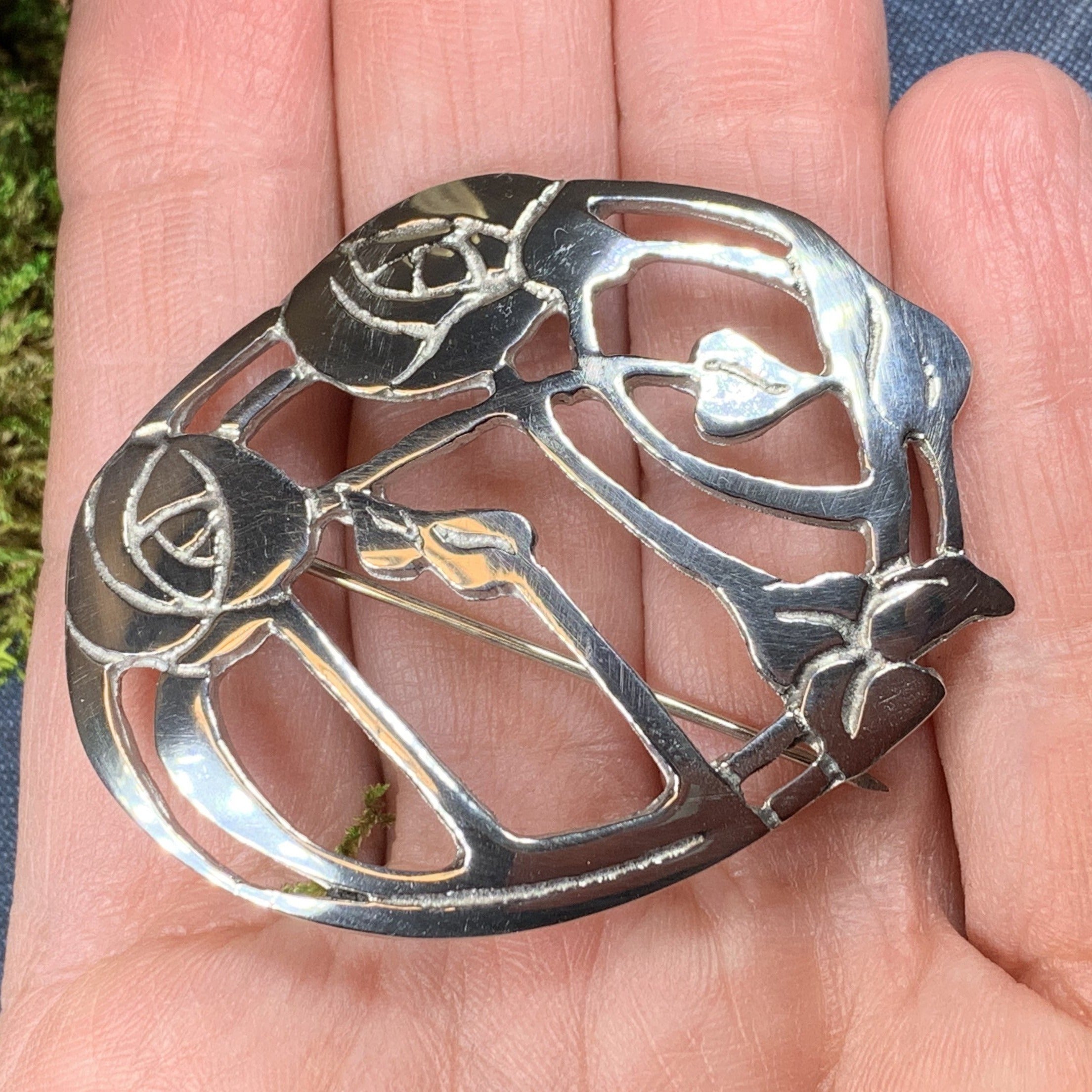 Mackintosh Summer Roses Brooch