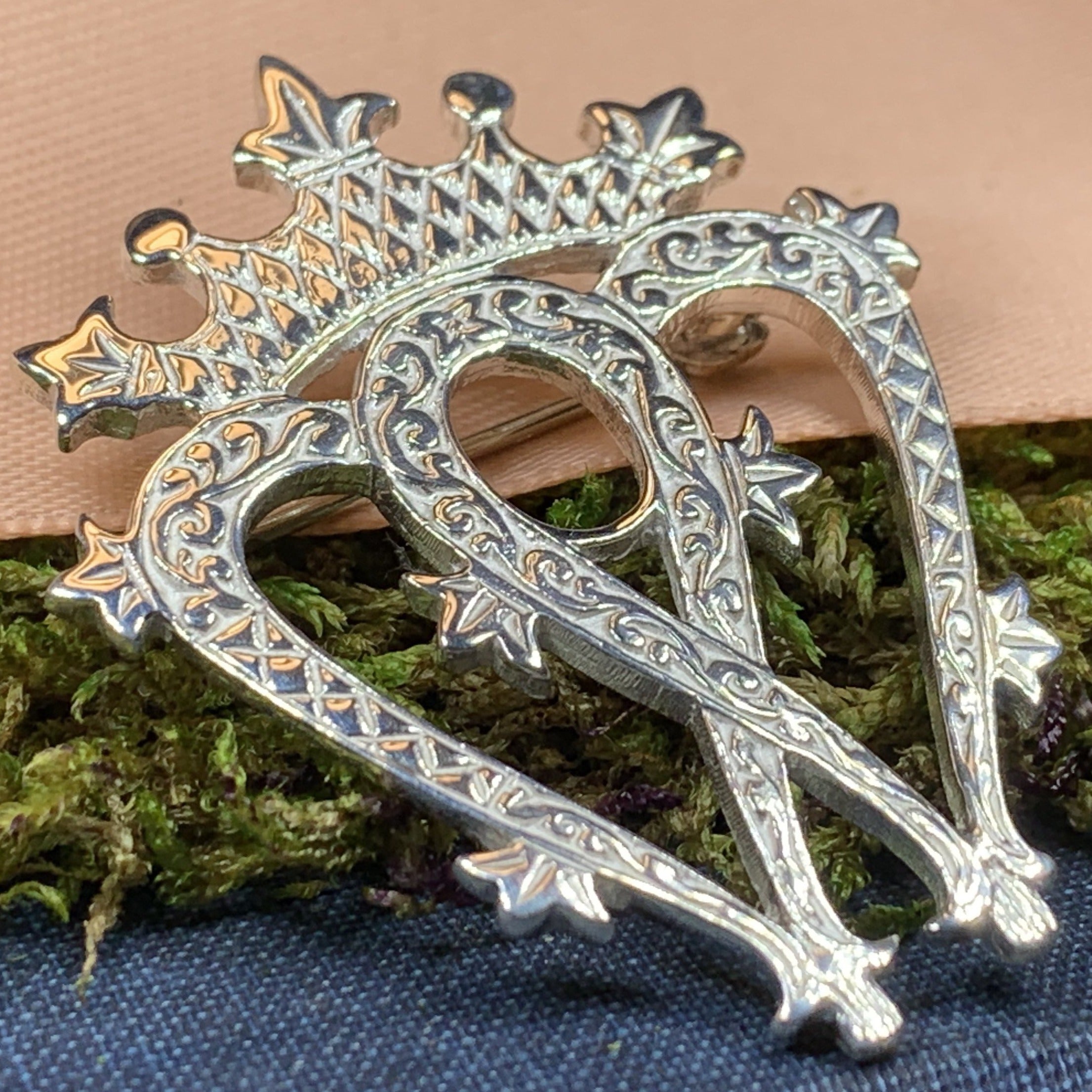 Lillianna Luckenbooth Brooch