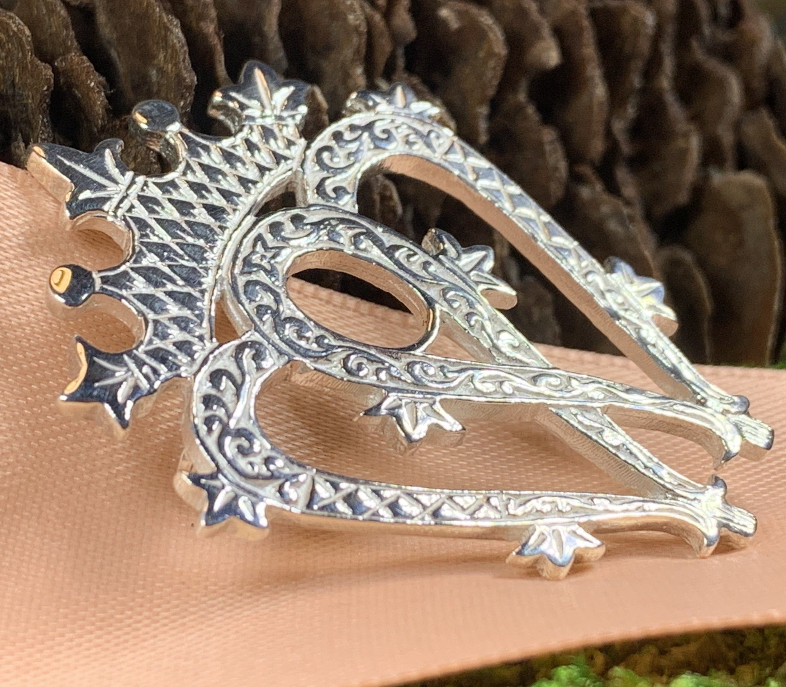 Lillianna Luckenbooth Brooch