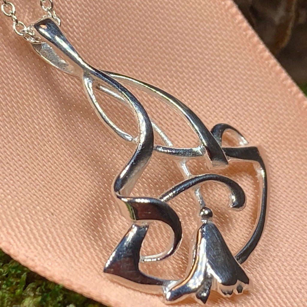 Elegant Bluebell Necklace