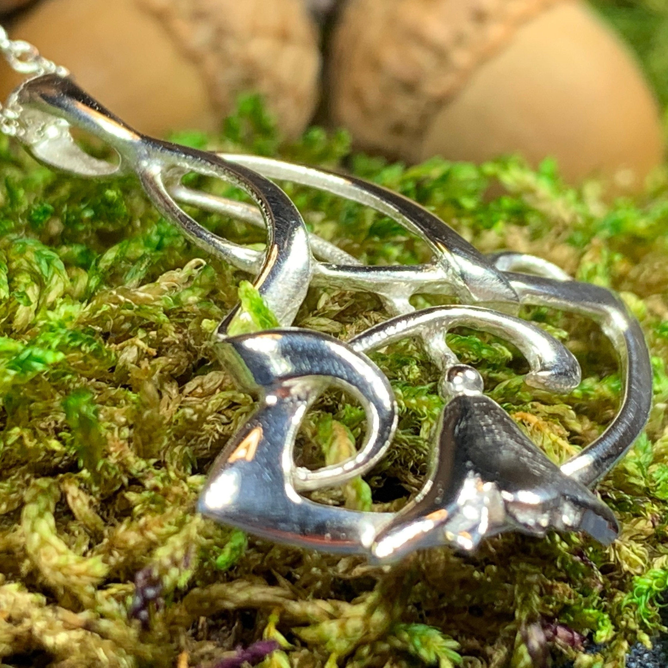 Elegant Bluebell Necklace