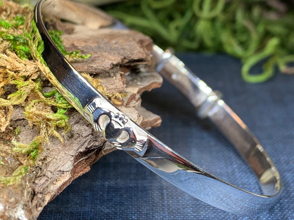 Petite Claddagh Bracelet