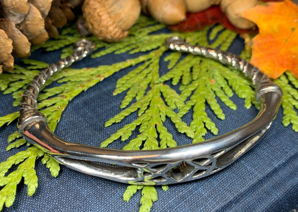 Cristela Celtic Knot Bracelet