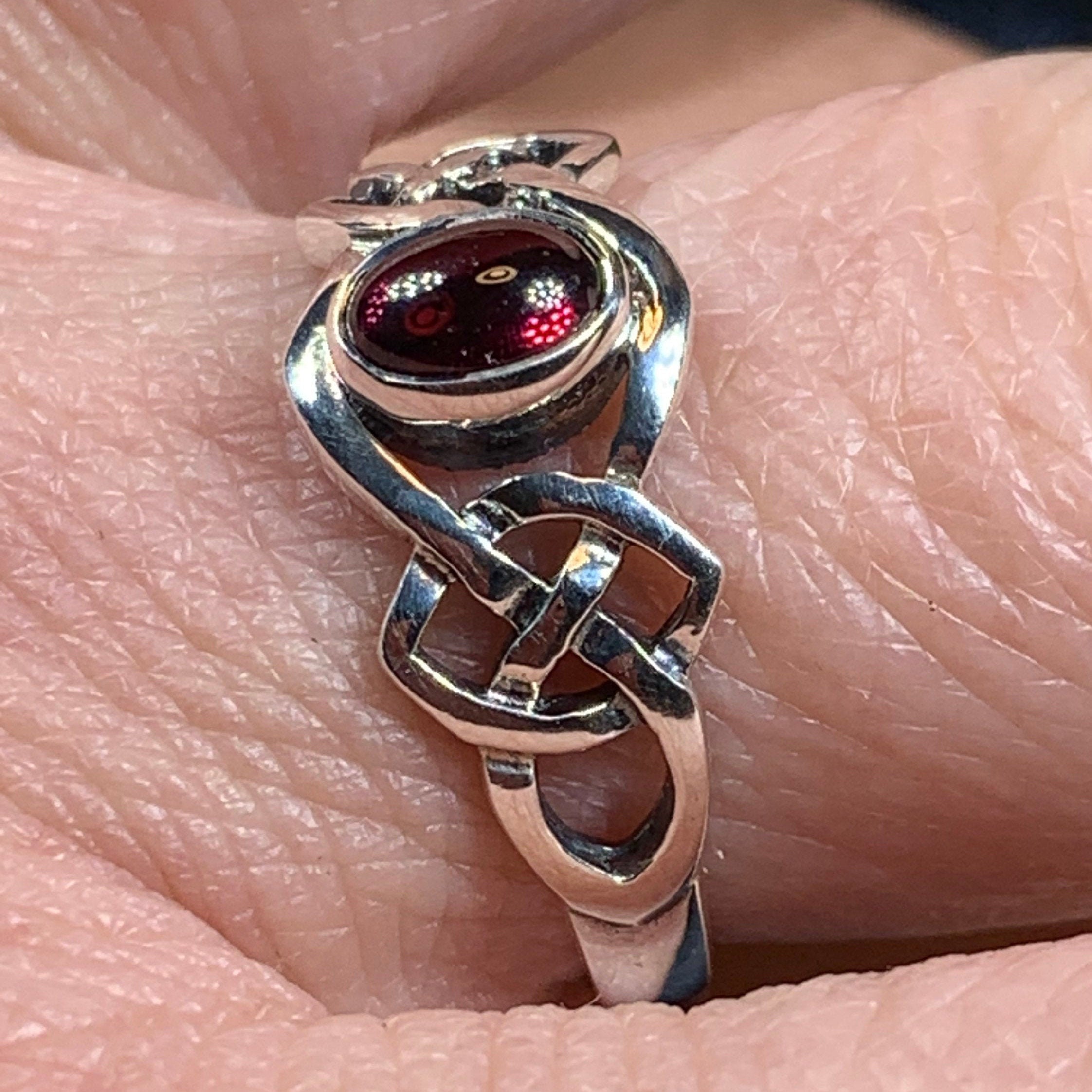 Dahlia Celtic Knot Ring