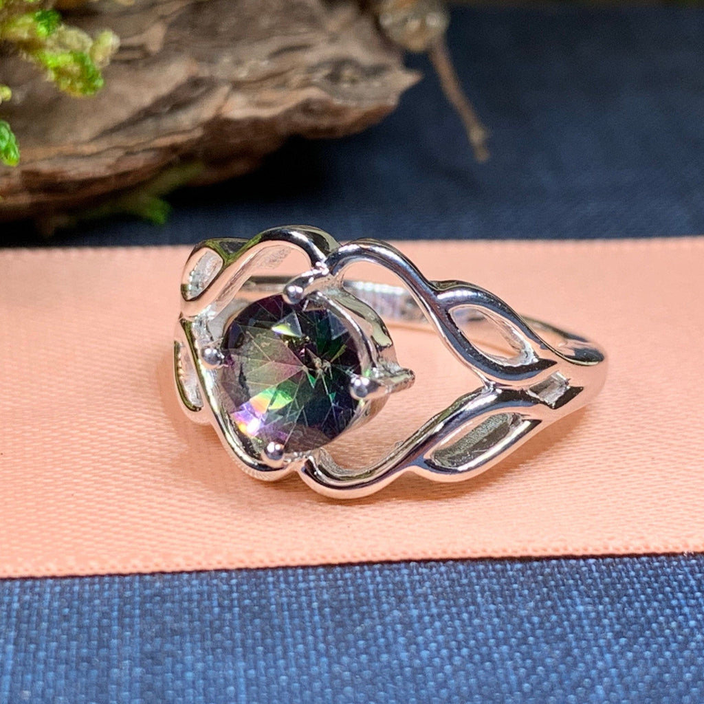 Azora Trinity Knot Ring