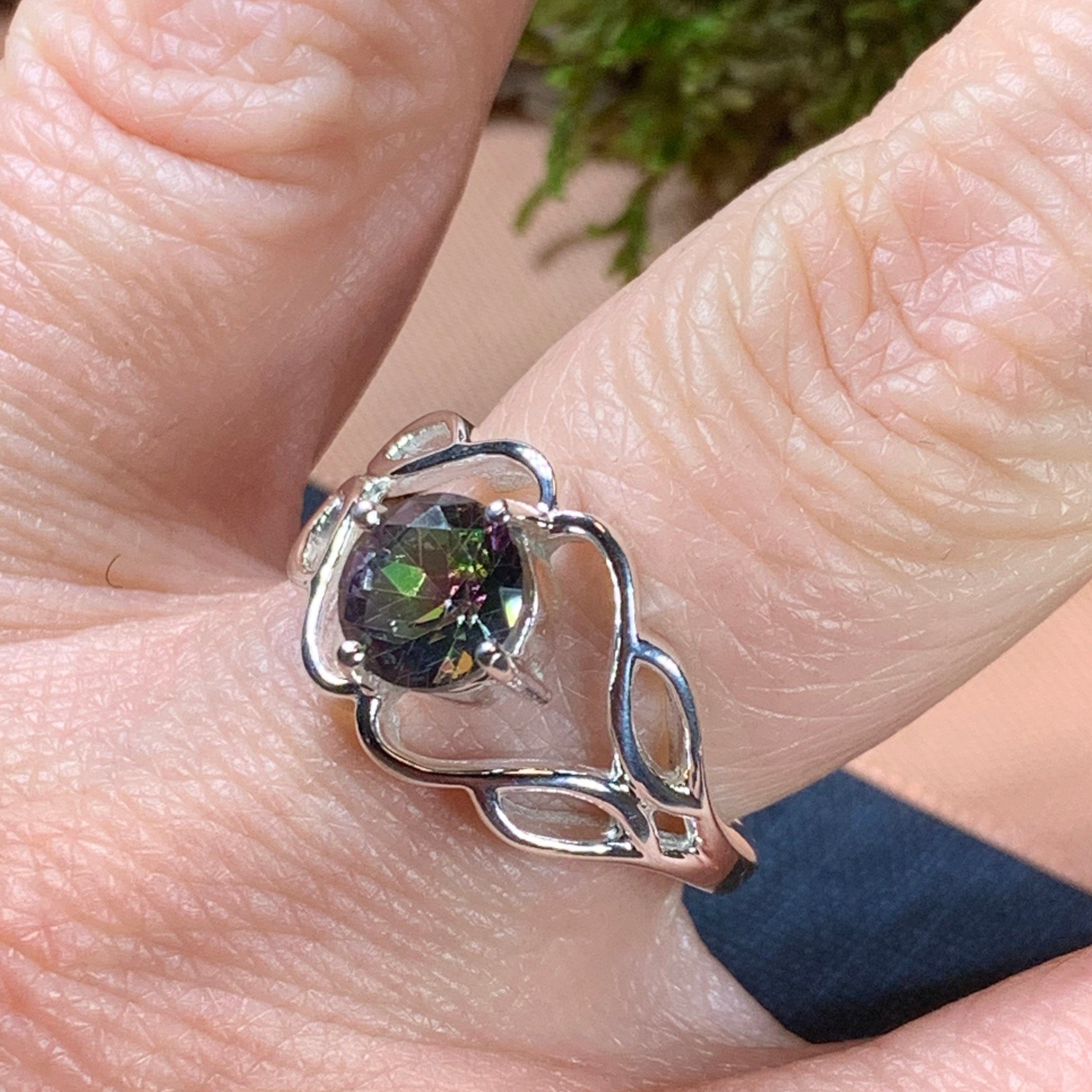 Azora Trinity Knot Ring