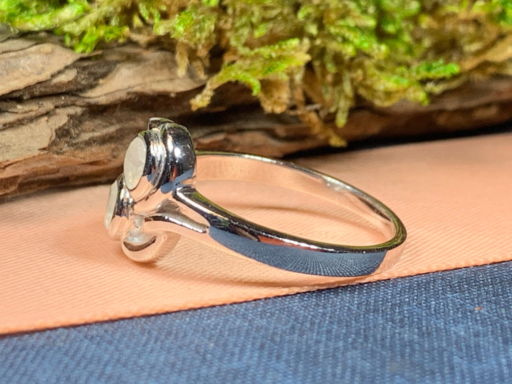 Goldevia Moonstone Ring