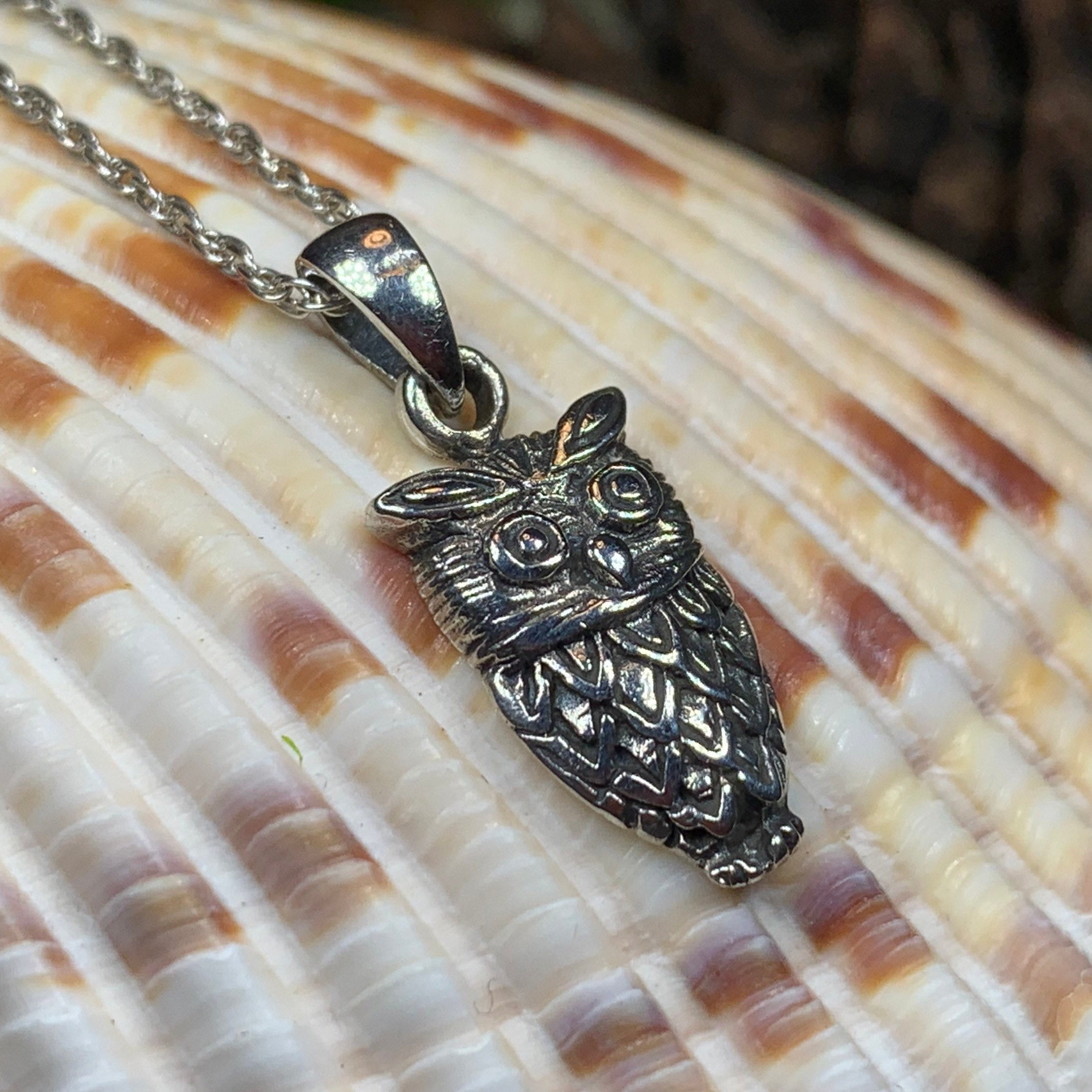 Ria Owl Necklace