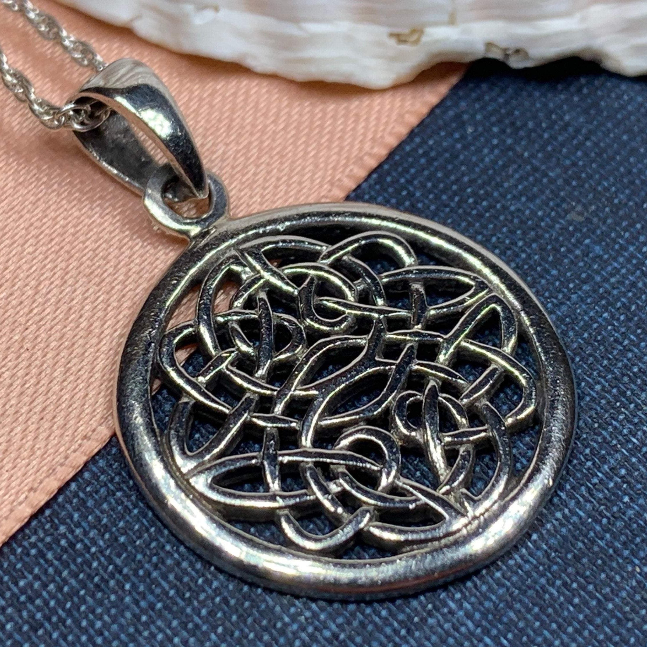 Storeen Celtic Knot Necklace
