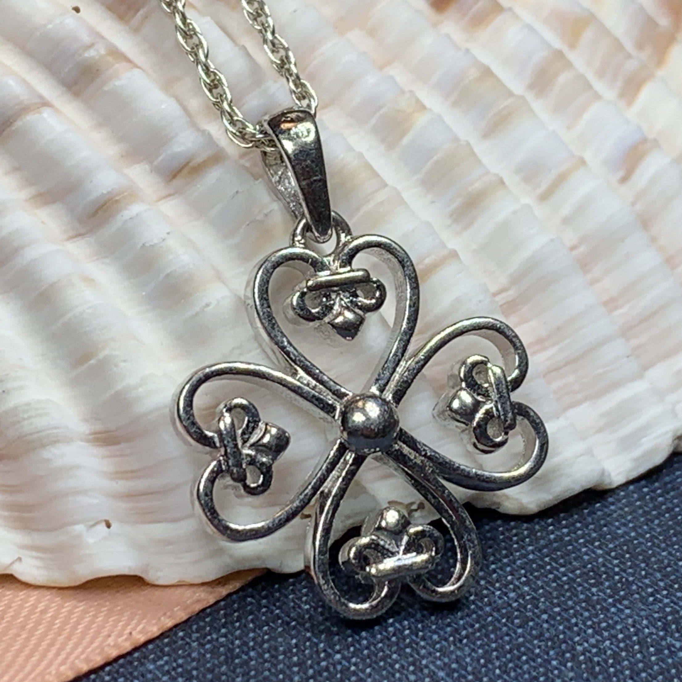 Sonasach Celtic Knot Necklace