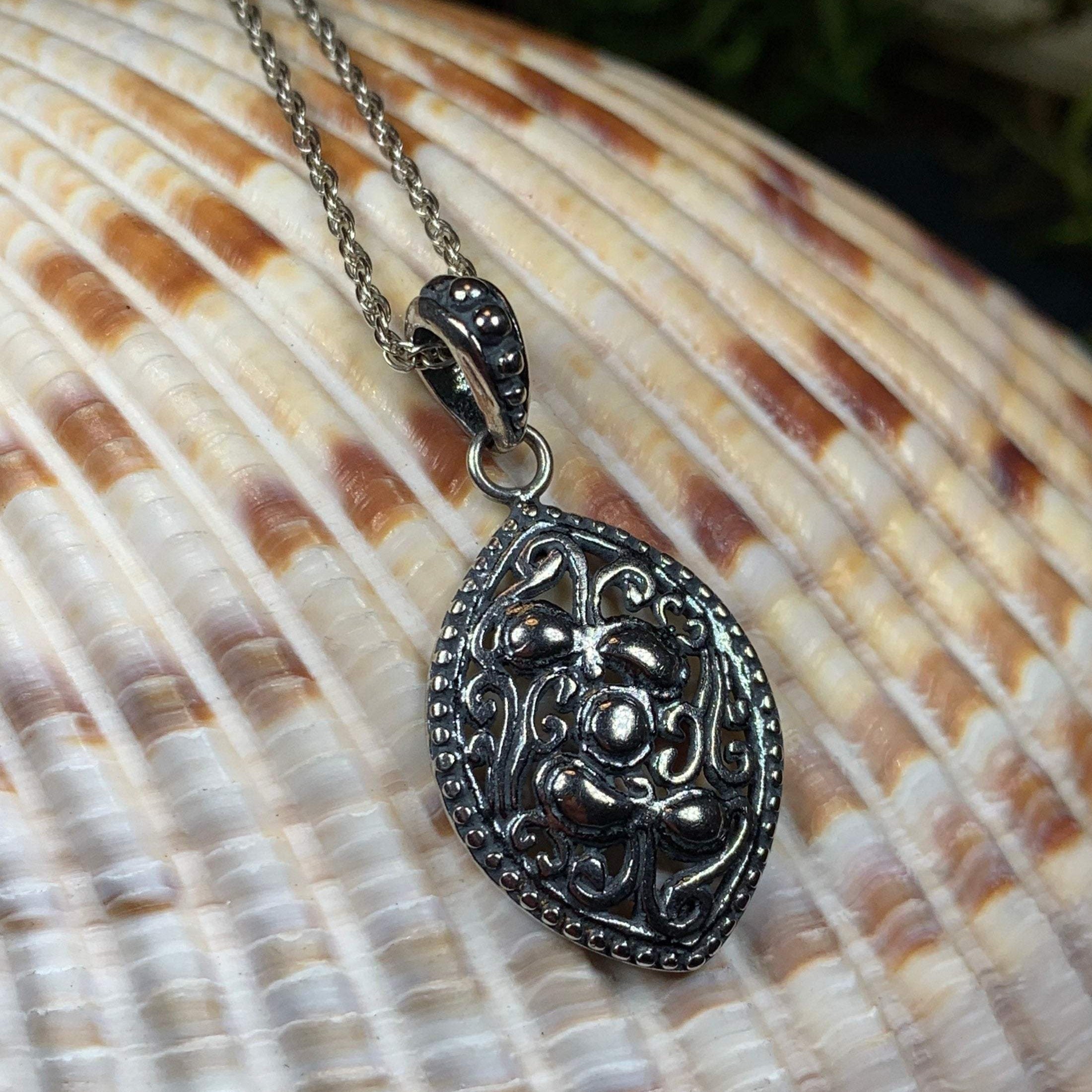 Victorian Celtic Knot Necklace