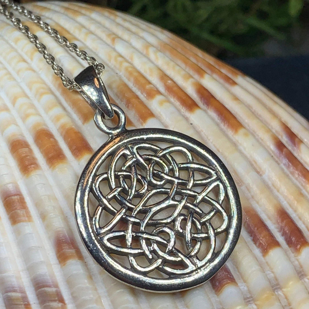 Storeen Celtic Knot Necklace