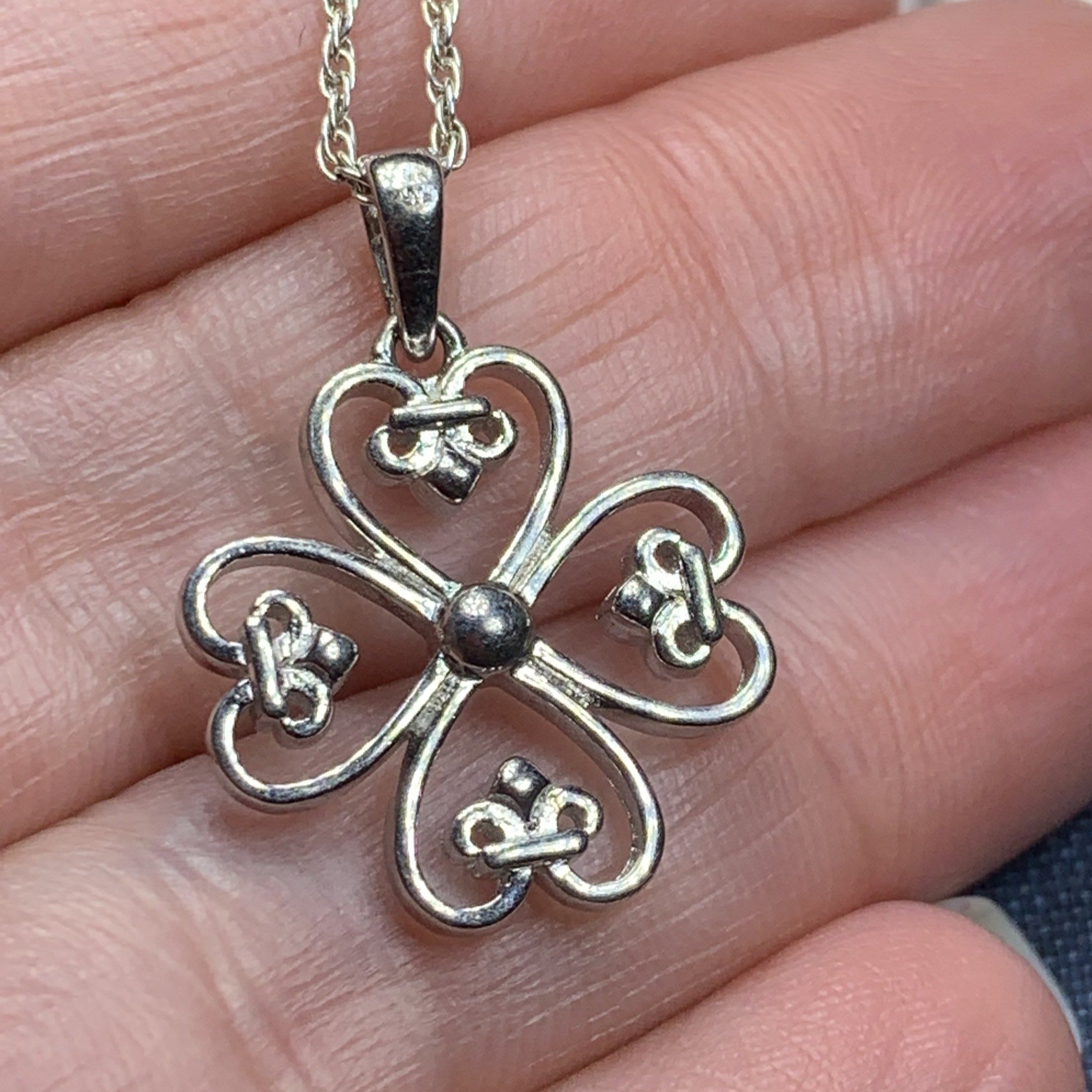 Sonasach Celtic Knot Necklace