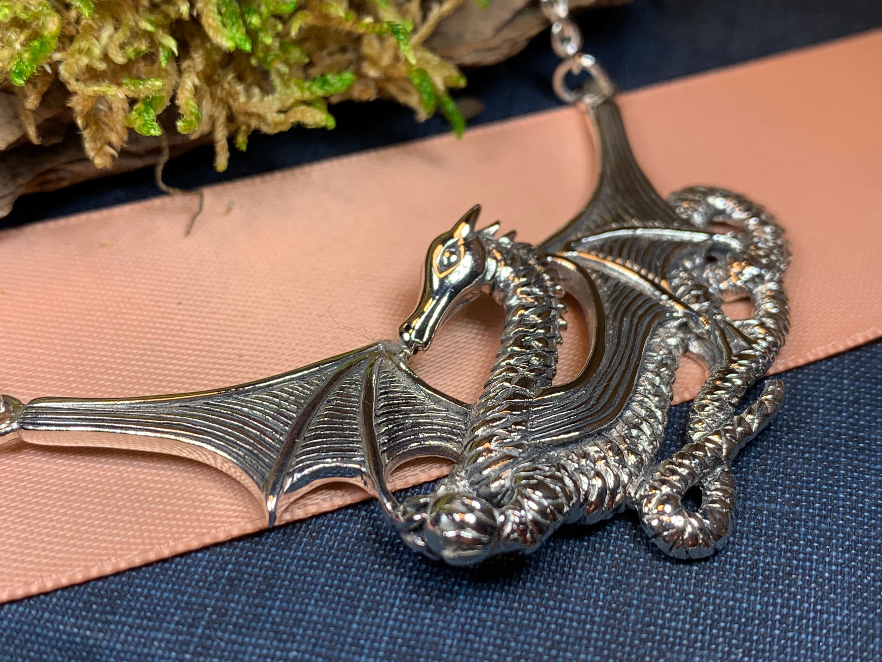 Saga Dragon Necklace