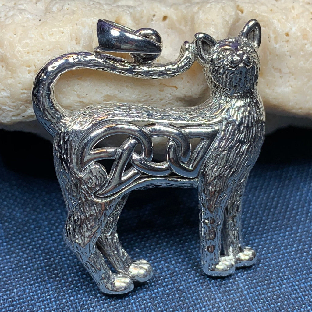 Eislyn Celtic Cat Necklace