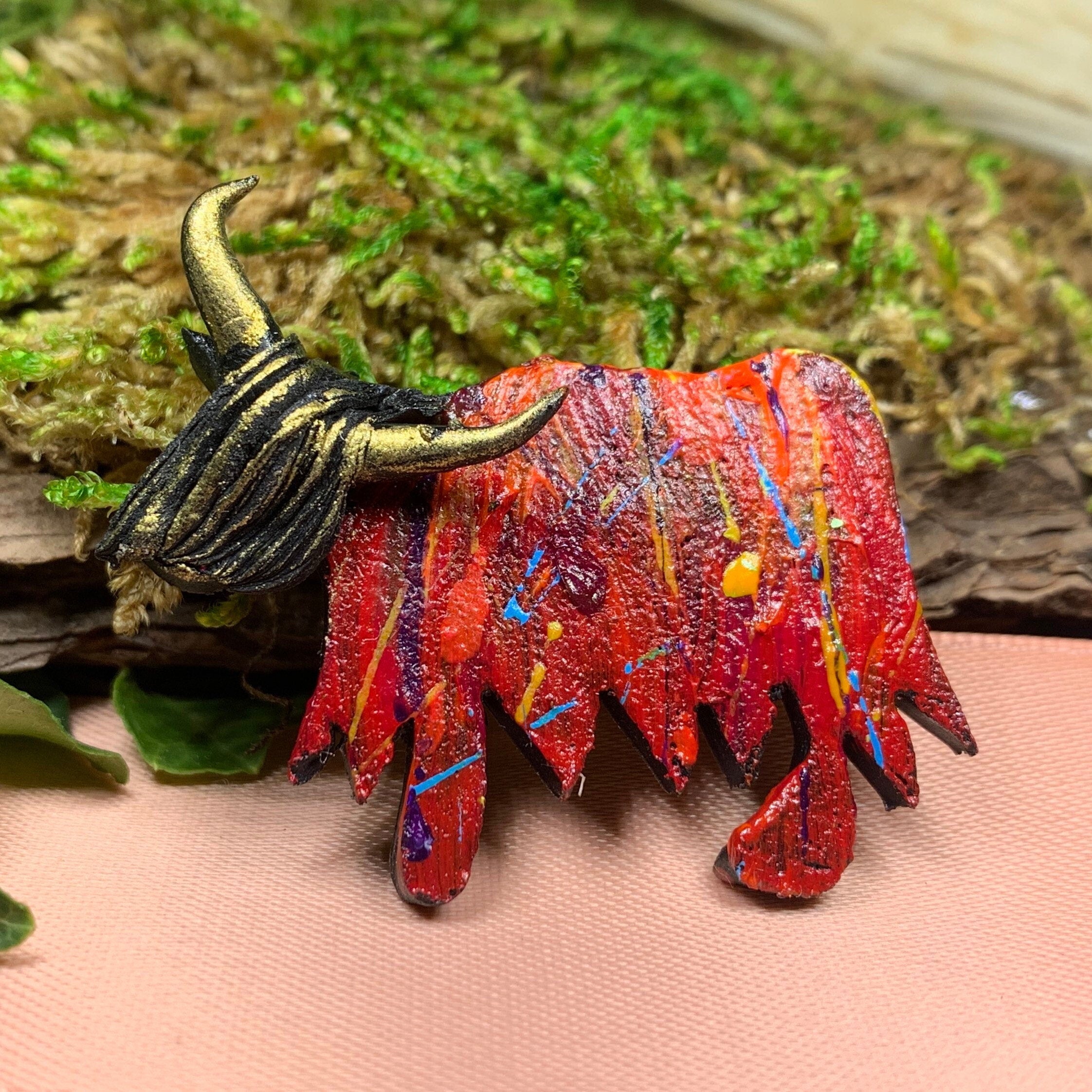 Splatter Highland Cow Brooch