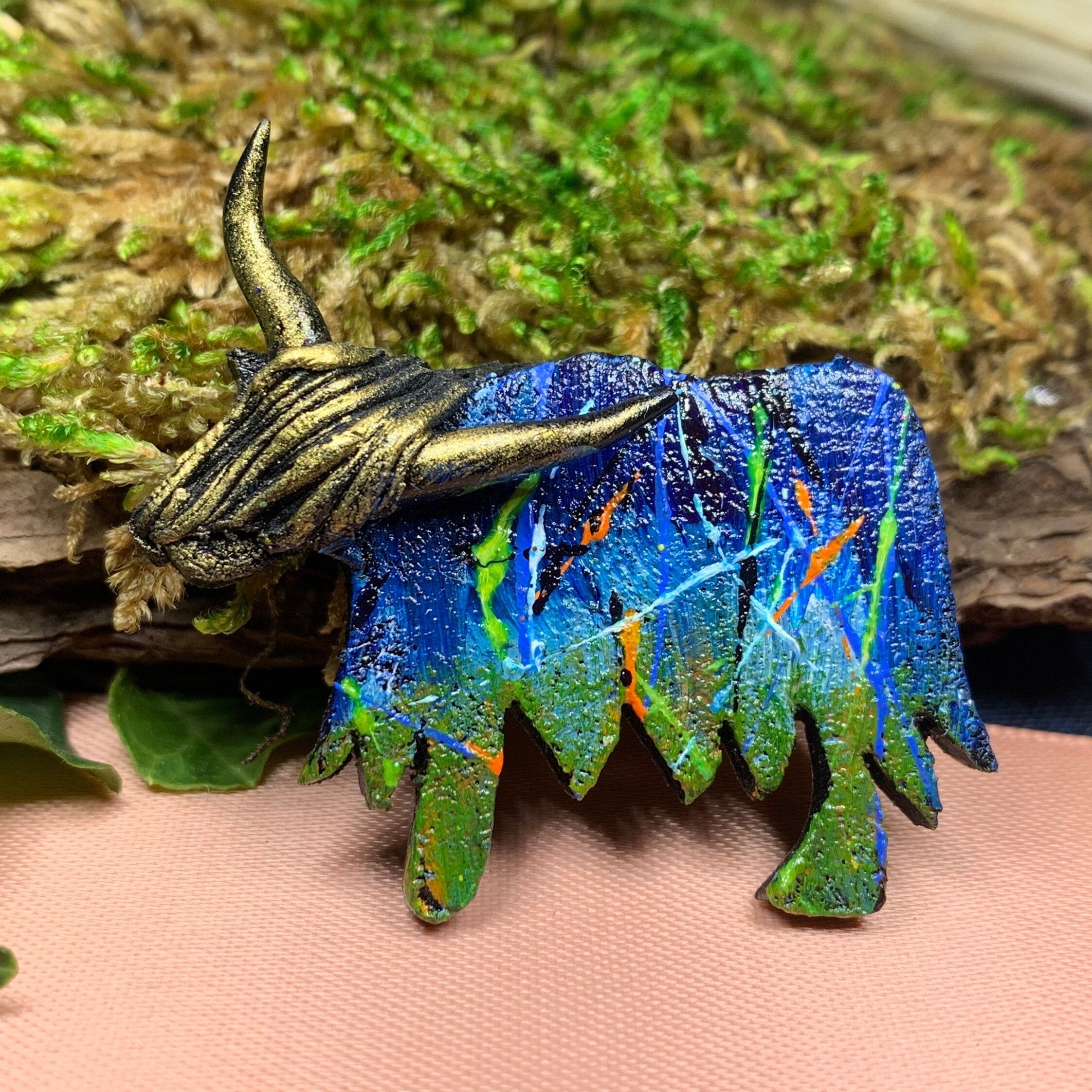 Splatter Highland Cow Brooch