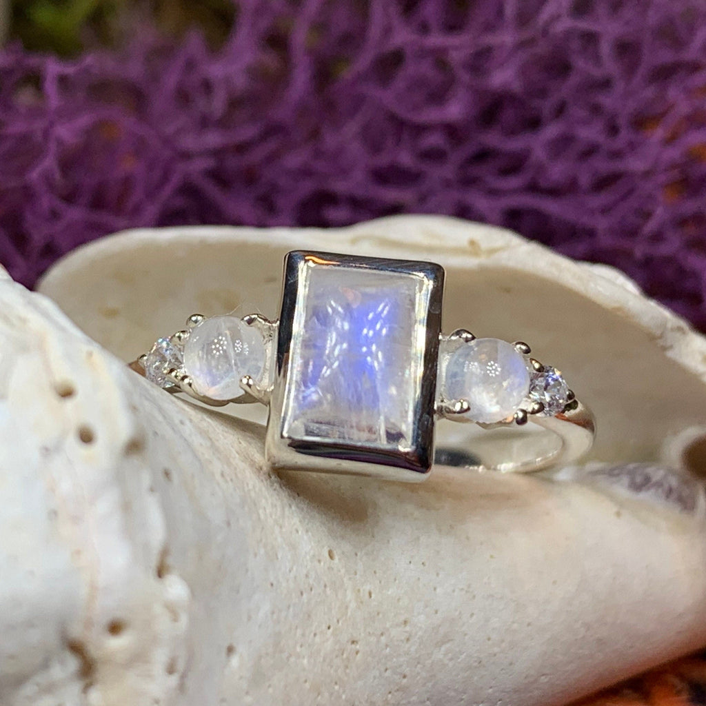Anja Moonstone Ring