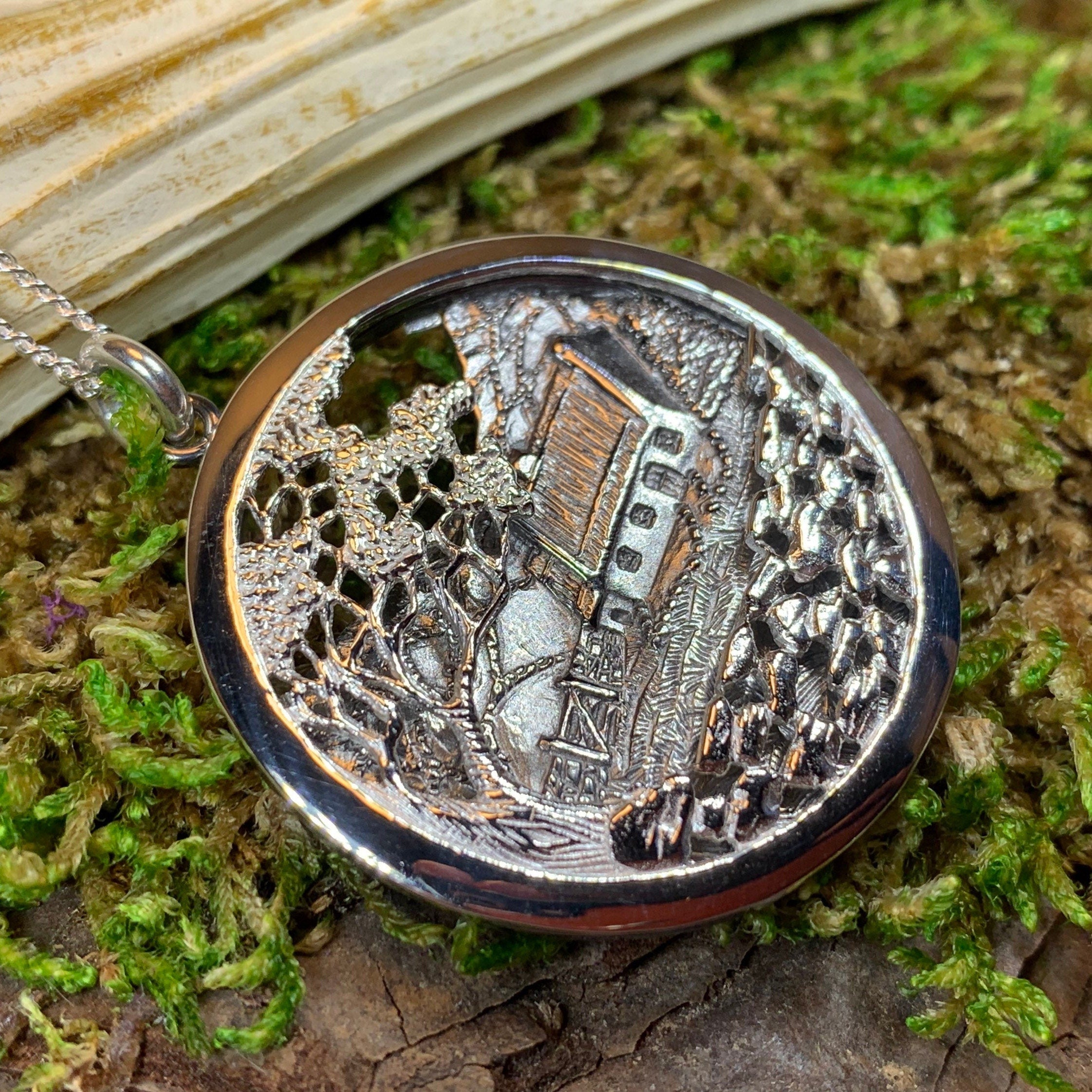 Quiet Man Irish Cottage Necklace