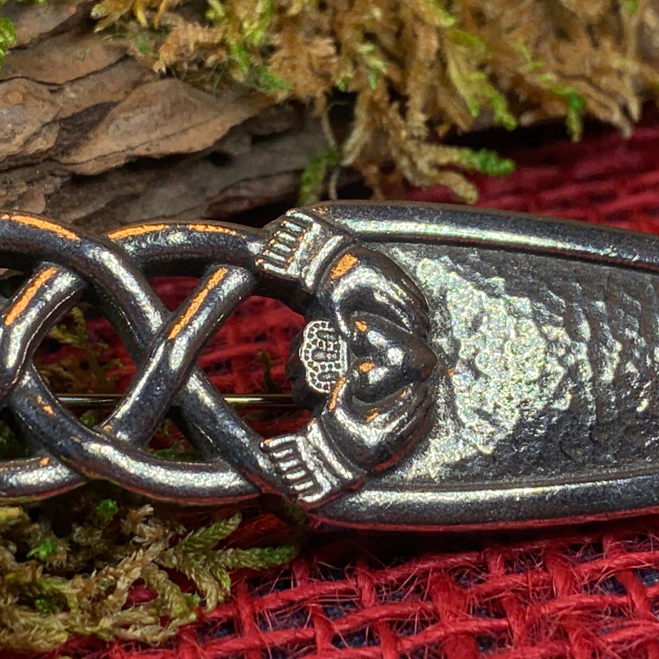 Claddagh Pewter Kilt Pin