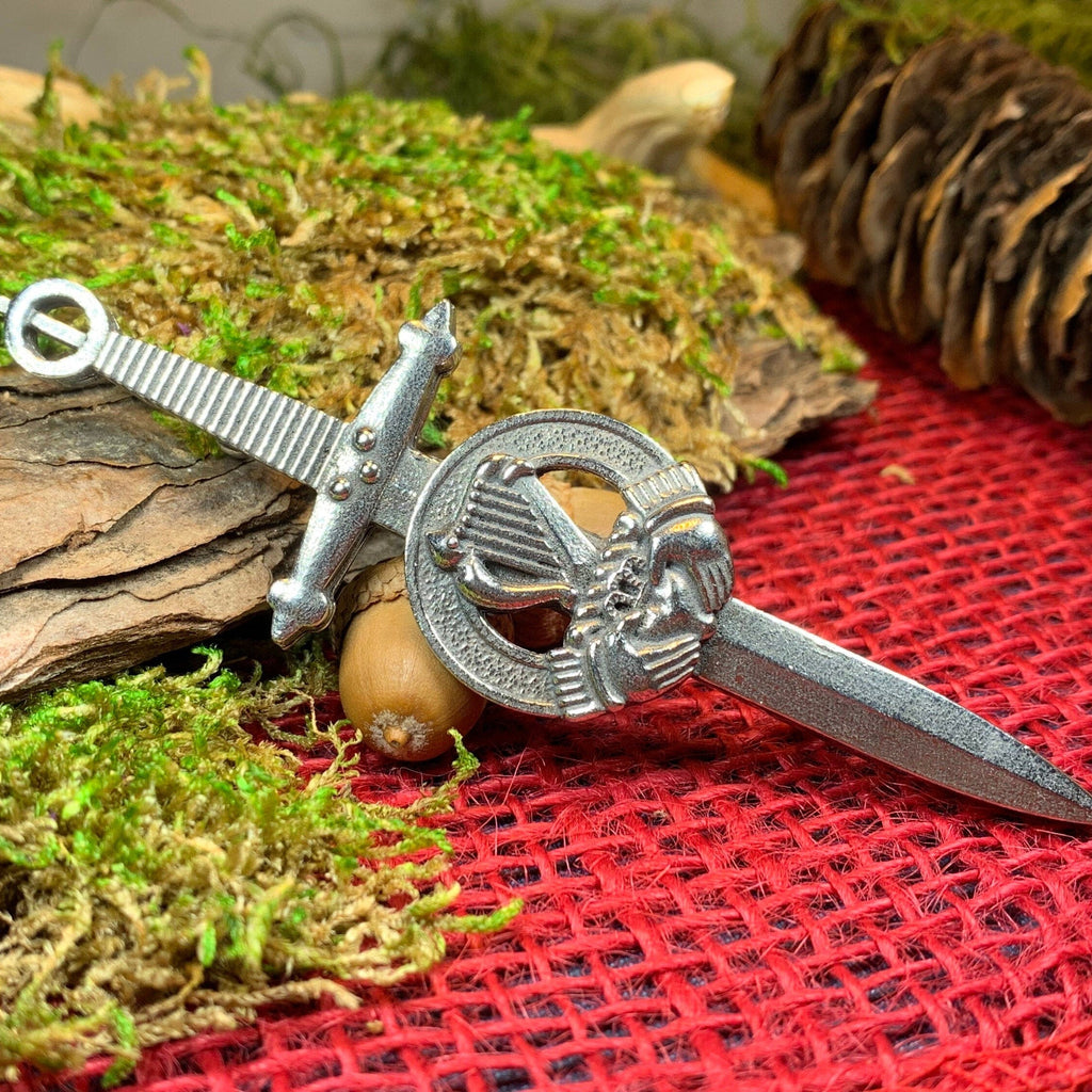 Irish Harp & Claddagh Kilt Pin