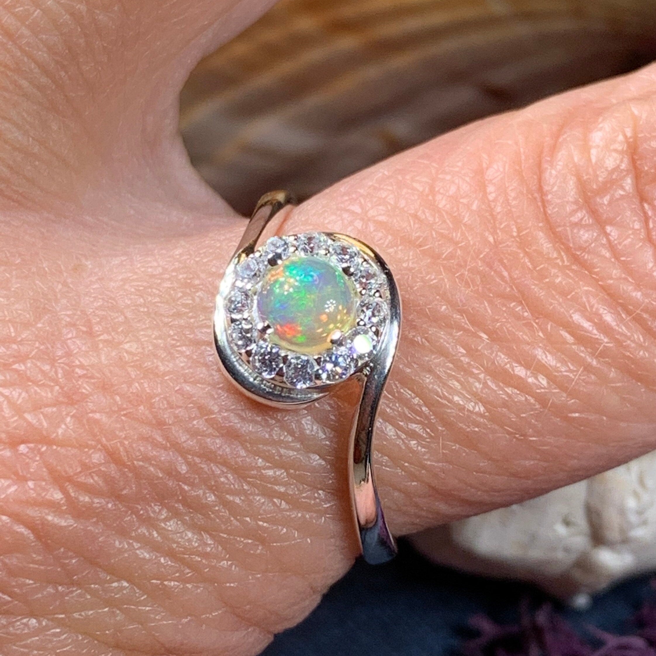 Sairva Opal Ring