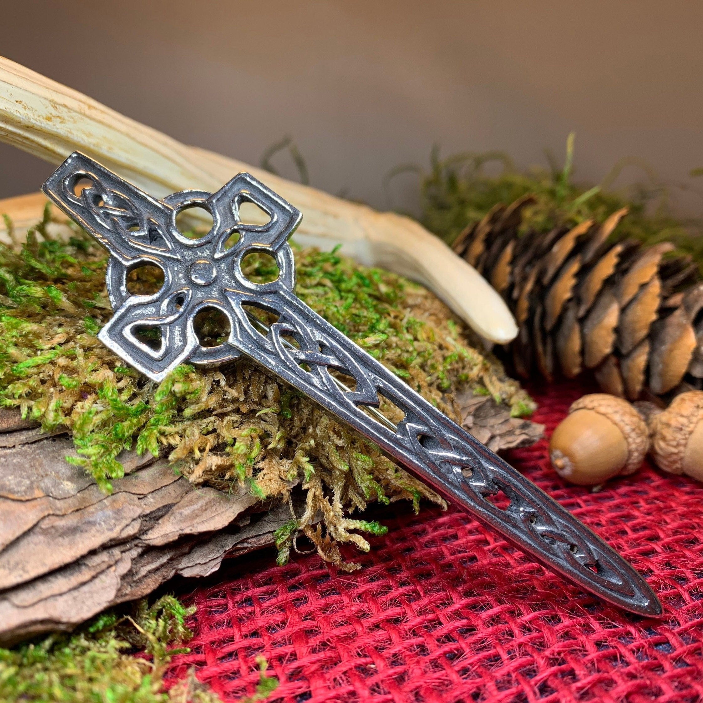 Rowan Celtic Cross Kilt Pin