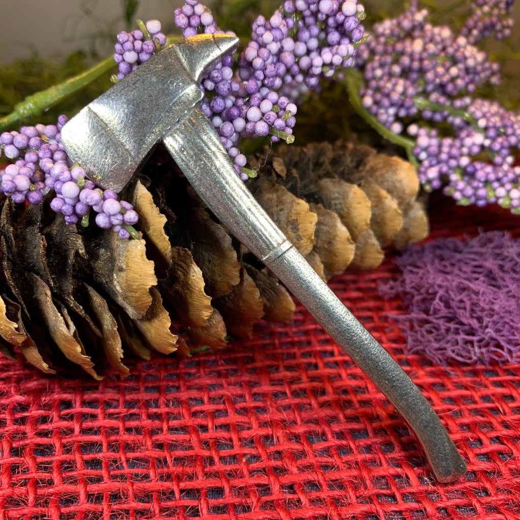 Fireman's Axe Kilt Pin