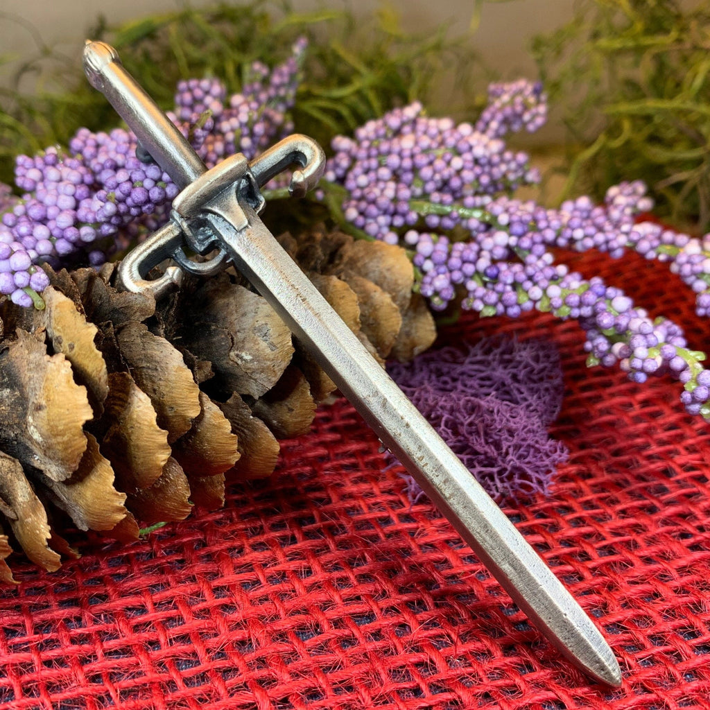 Wallace Sword Kilt Pin