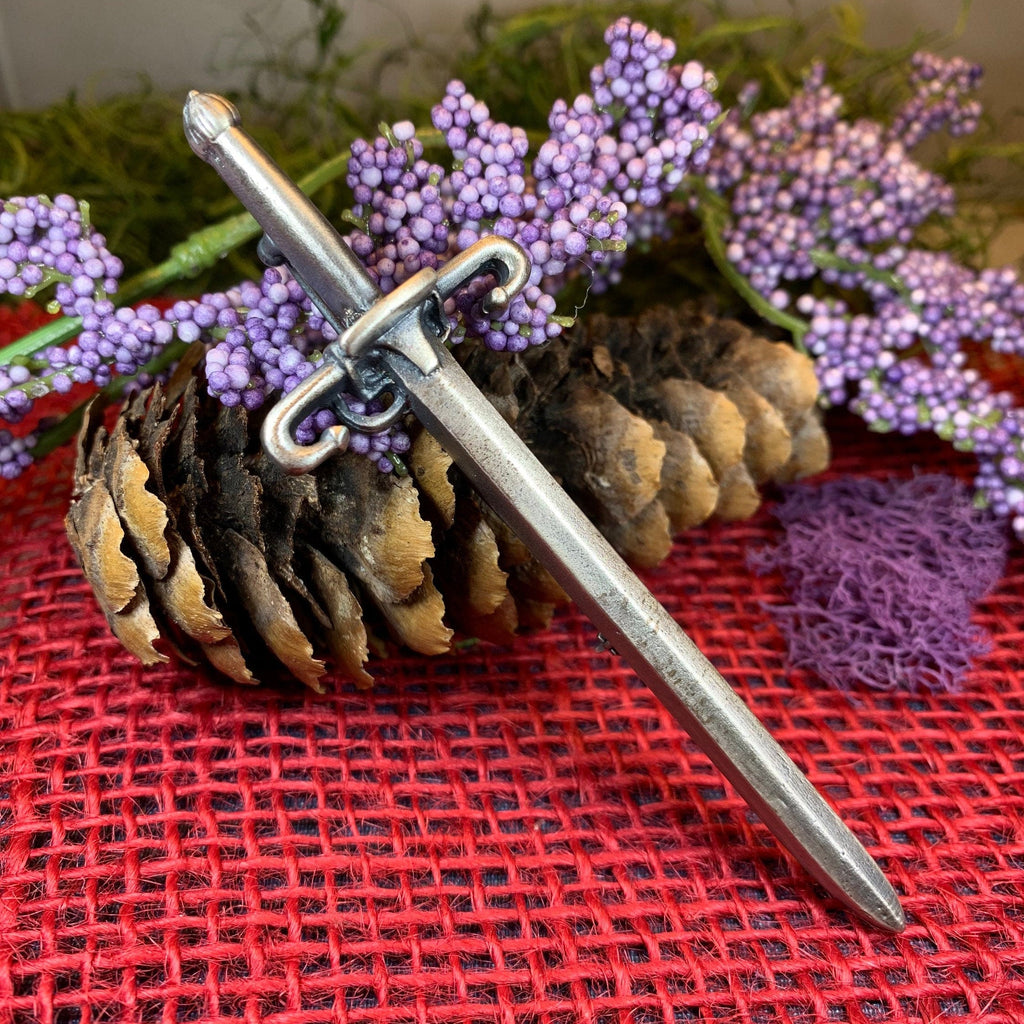 Wallace Sword Kilt Pin