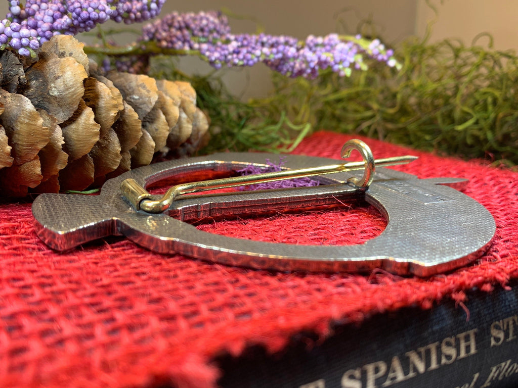 Thistle Penannular Brooch