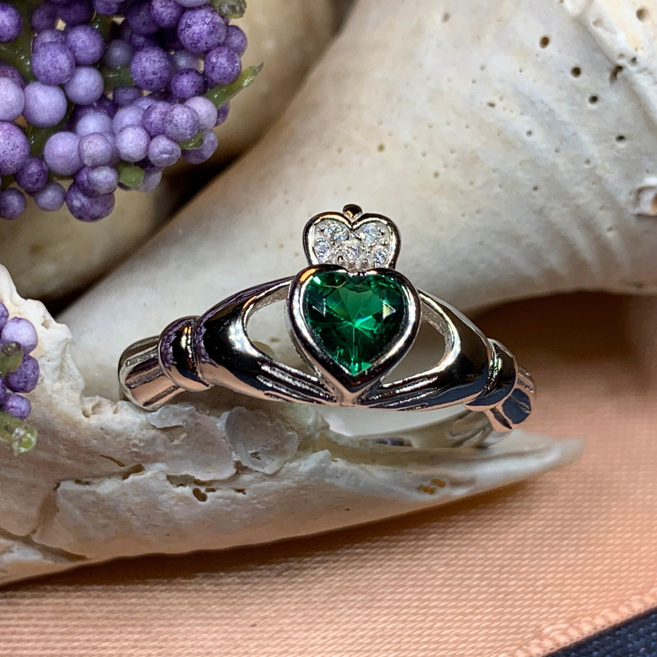 Emerald Meadow Claddagh Ring