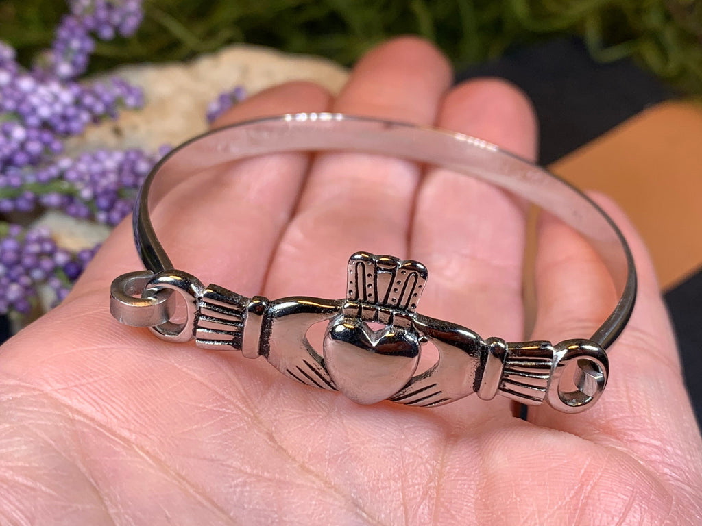 Irish Claddagh Bracelet