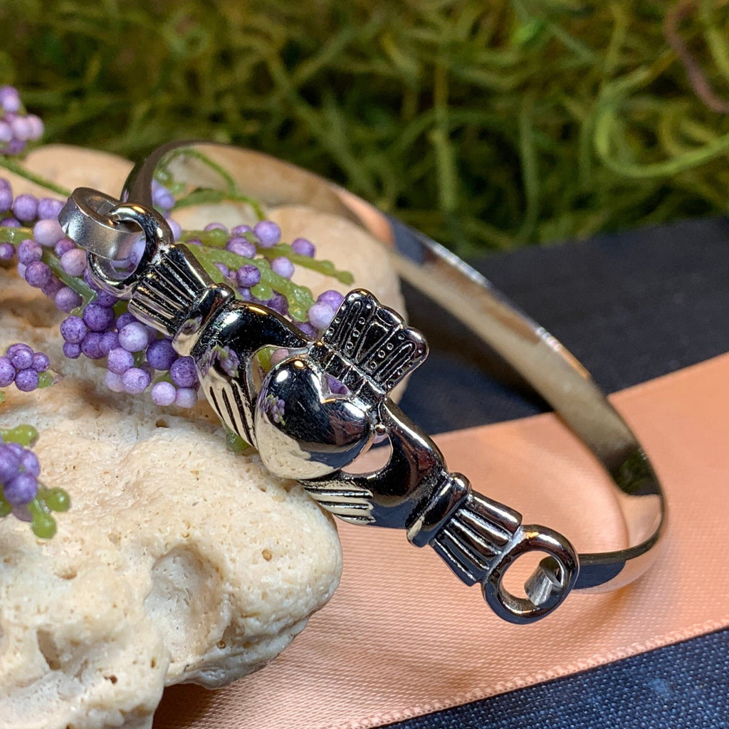 Irish Claddagh Bracelet