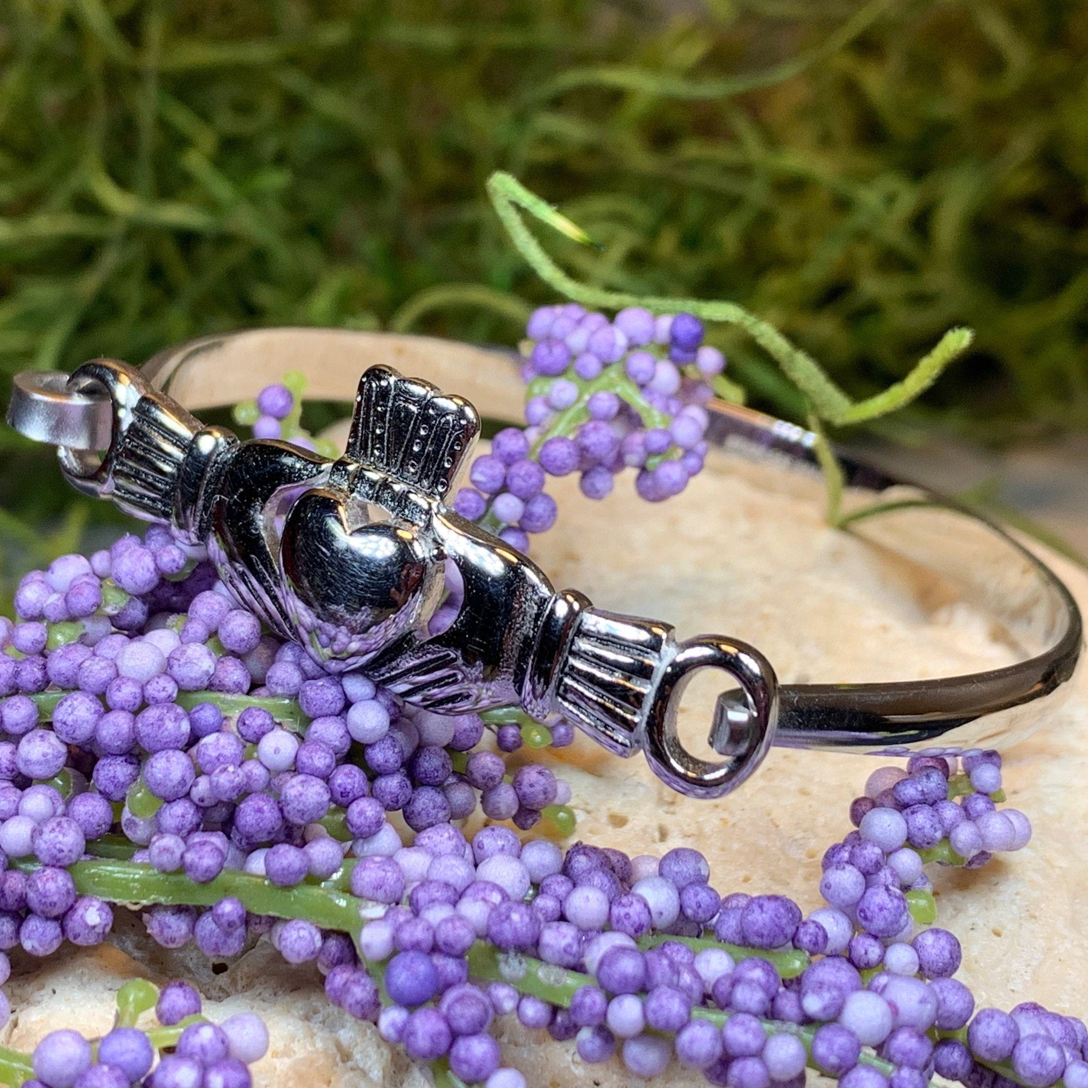 Irish Claddagh Bracelet